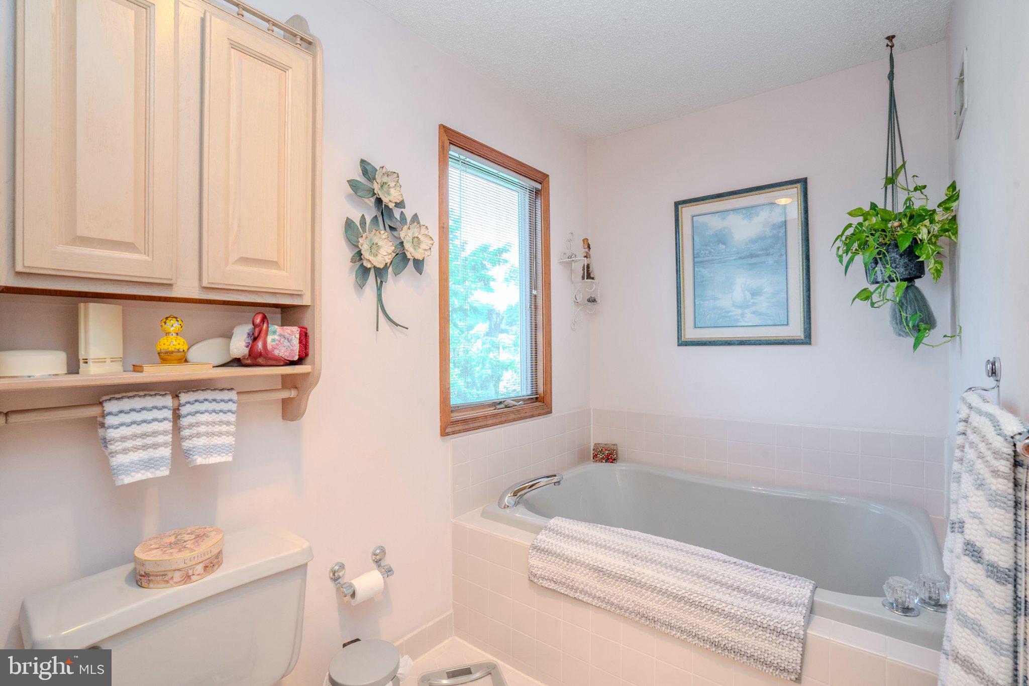HIGHLAND PINES - Residential