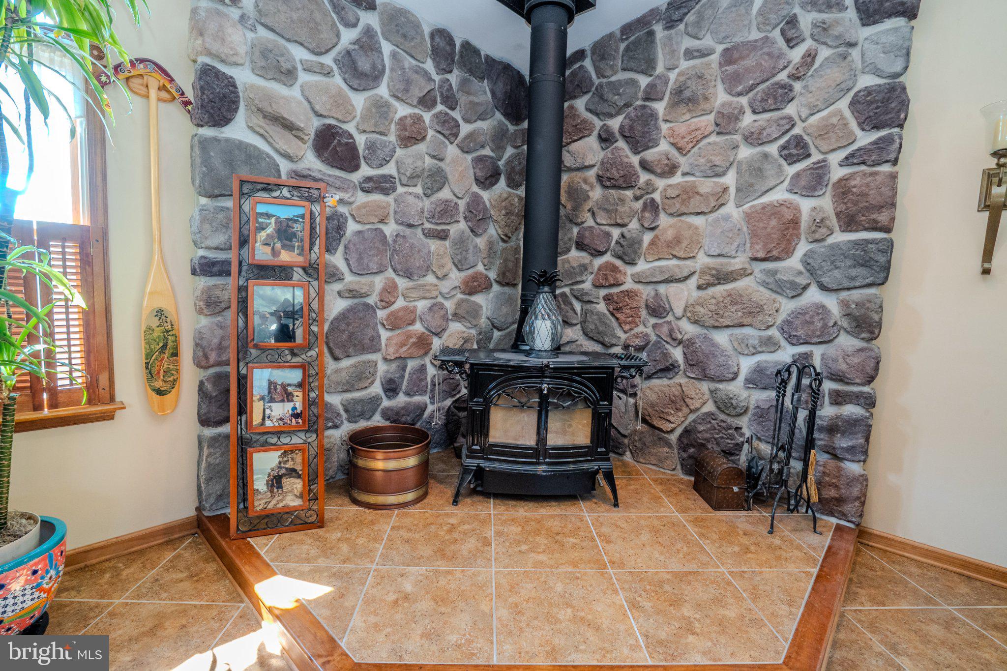 HIGHLAND PINES - Residential