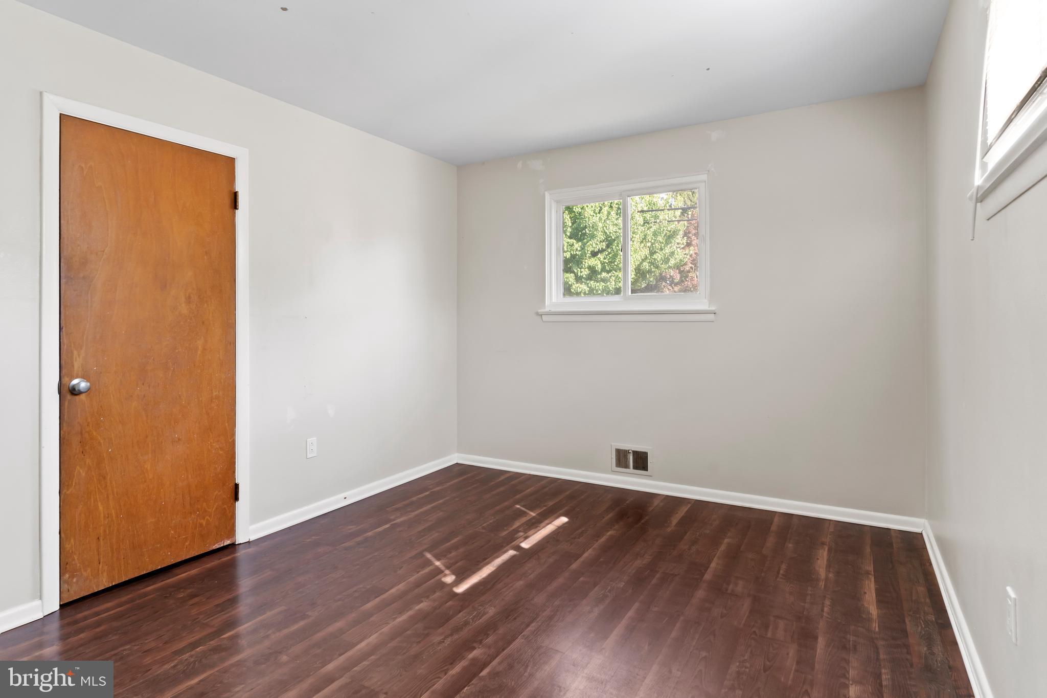 EAST PENNSBORO - Residential