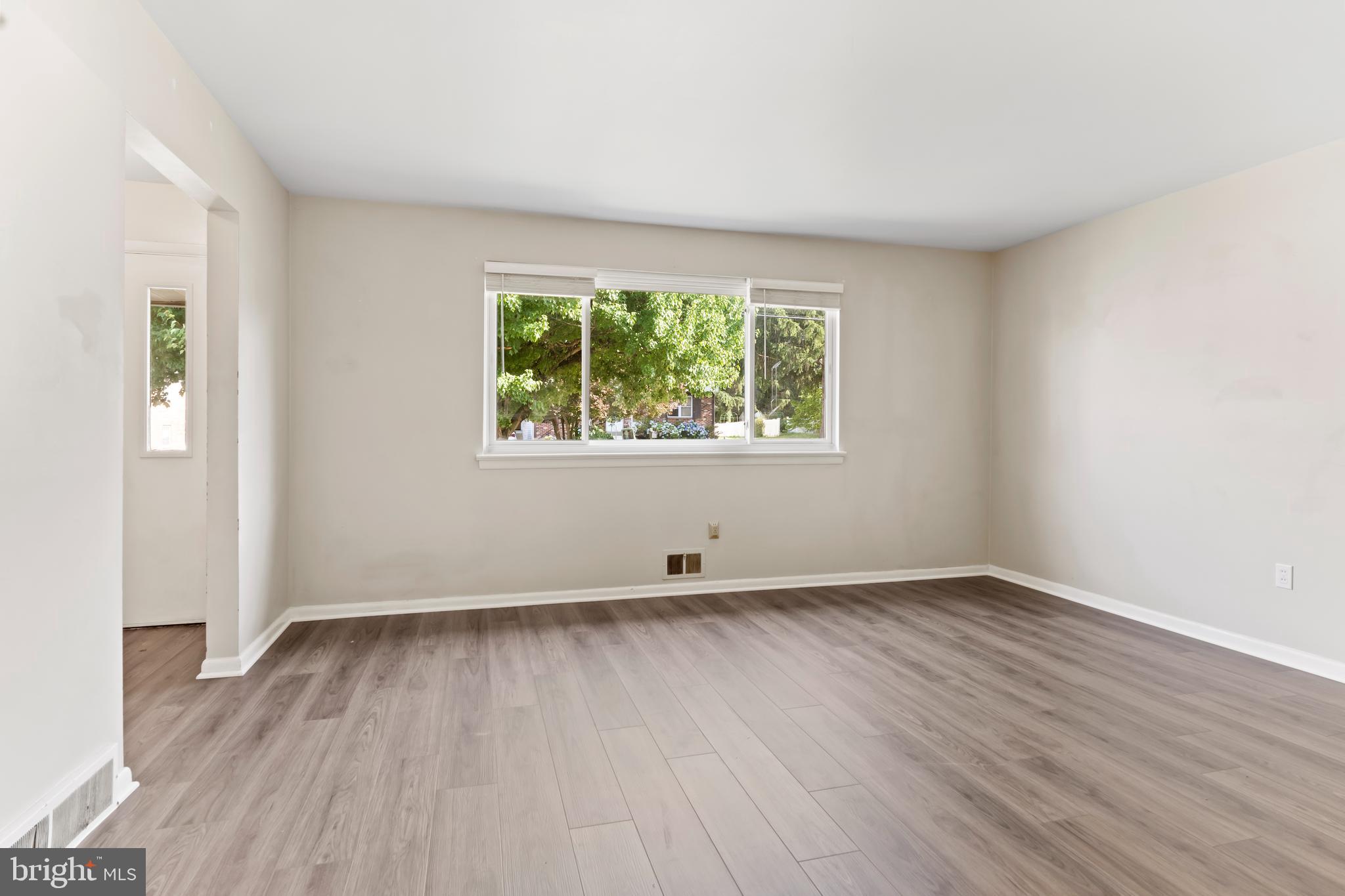 EAST PENNSBORO - Residential