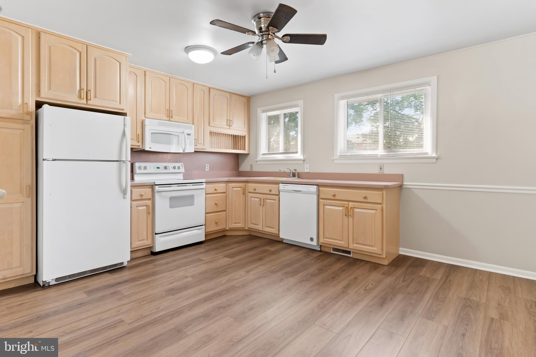 EAST PENNSBORO - Residential
