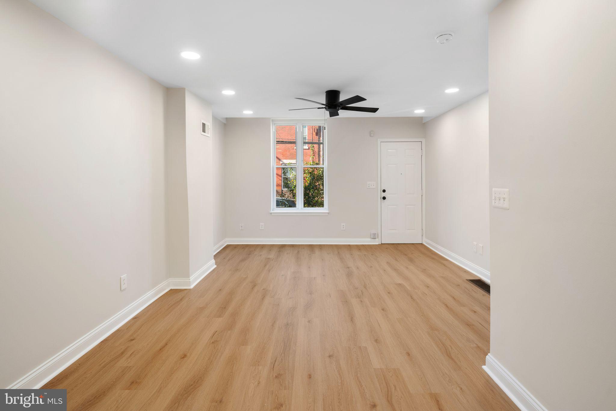 POINT BREEZE - Residential