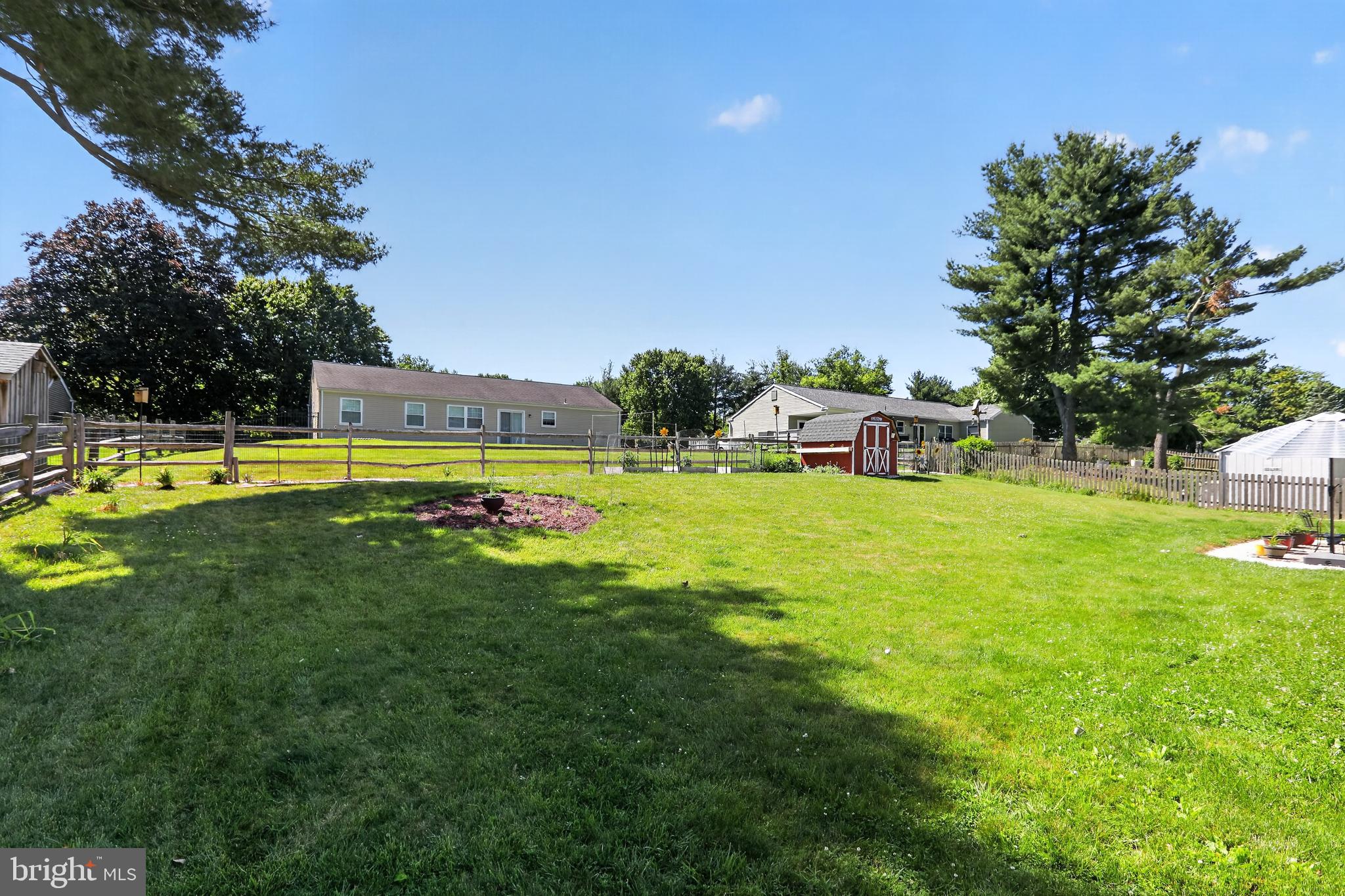 KIMBERLY KNOLL - Residential
