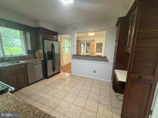 CEDAR CLIFF MANOR - Residential