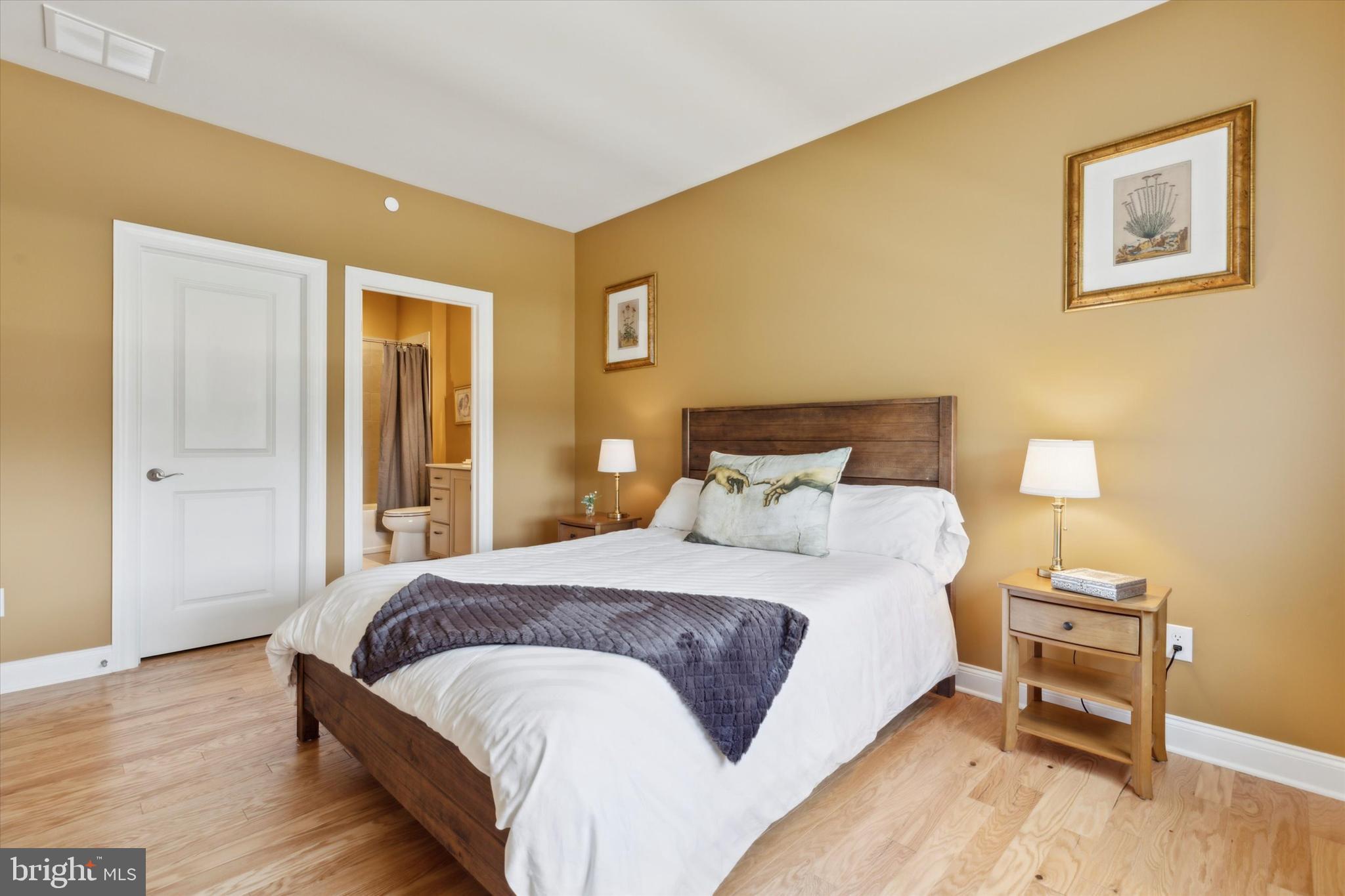 IRONSTONE AT BLUE BELL - Residential