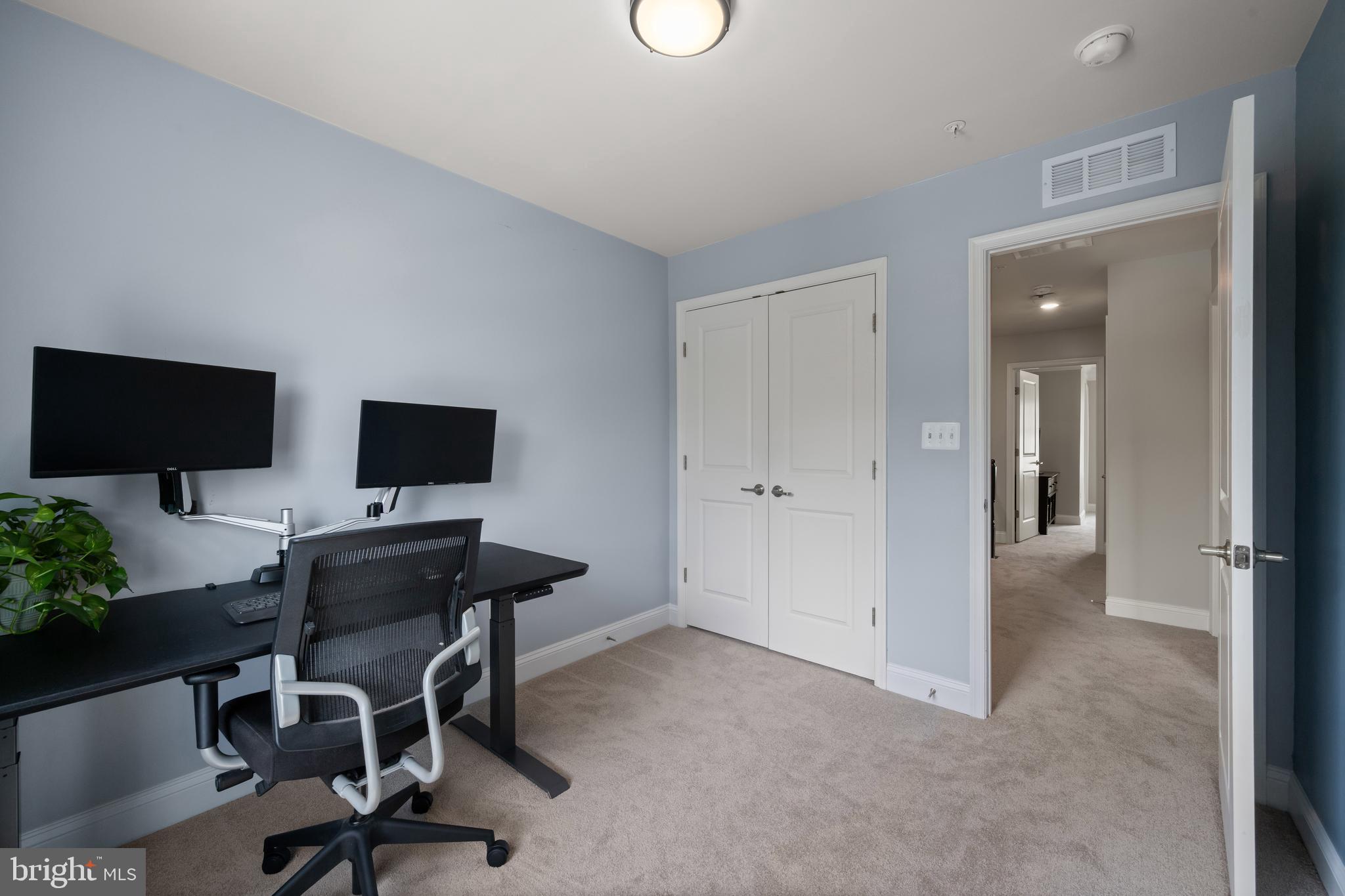 PERRY HALL - Residential