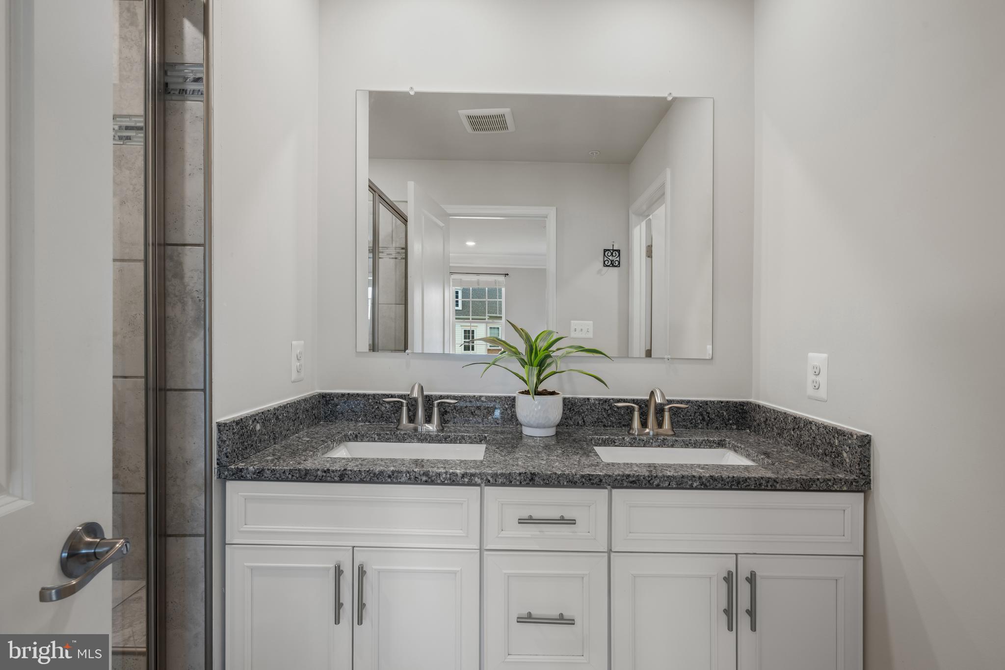 PERRY HALL - Residential