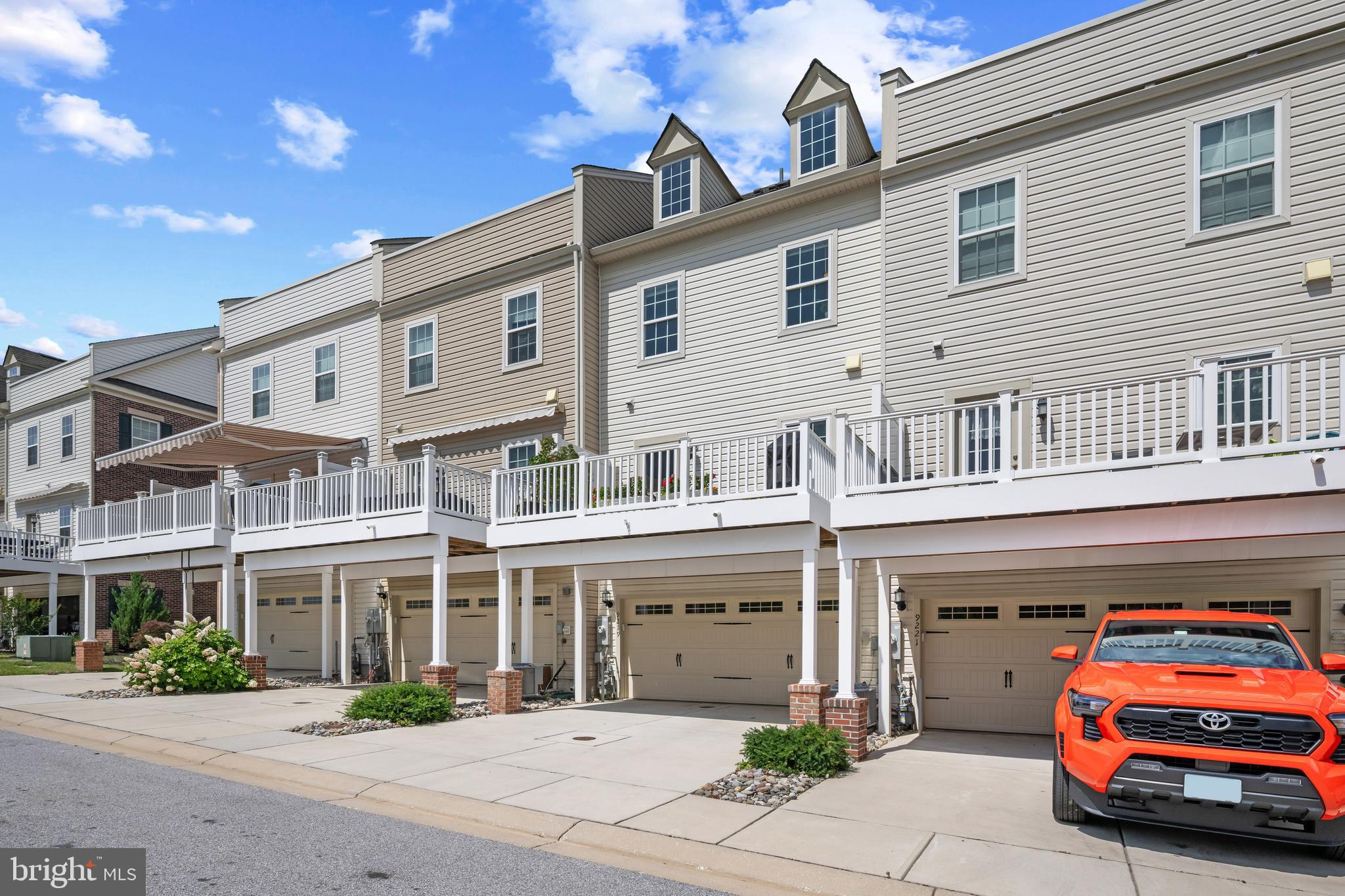PERRY HALL - Residential