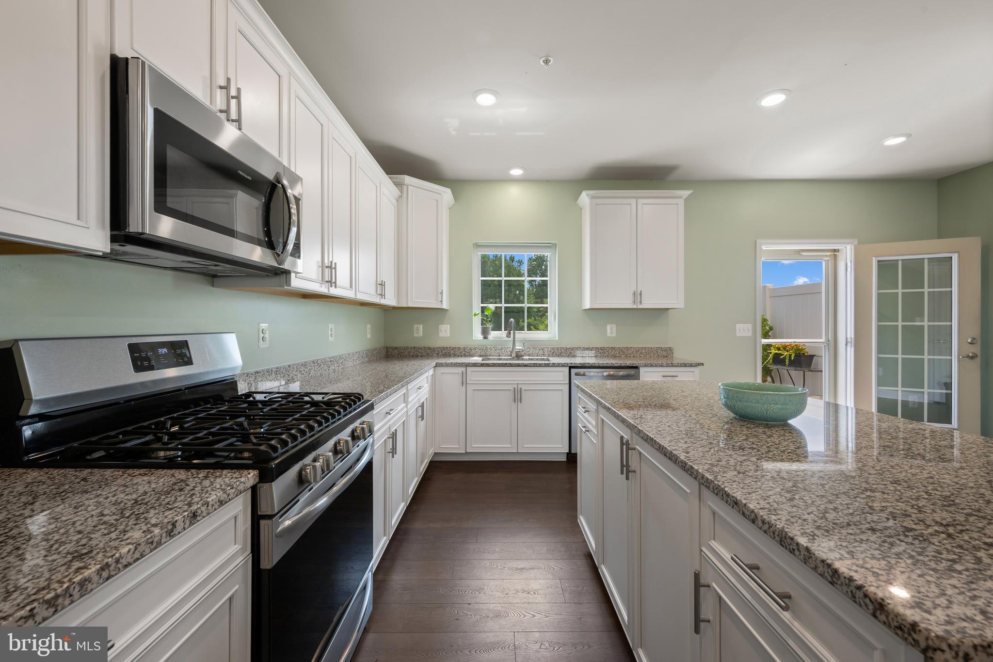 PERRY HALL - Residential