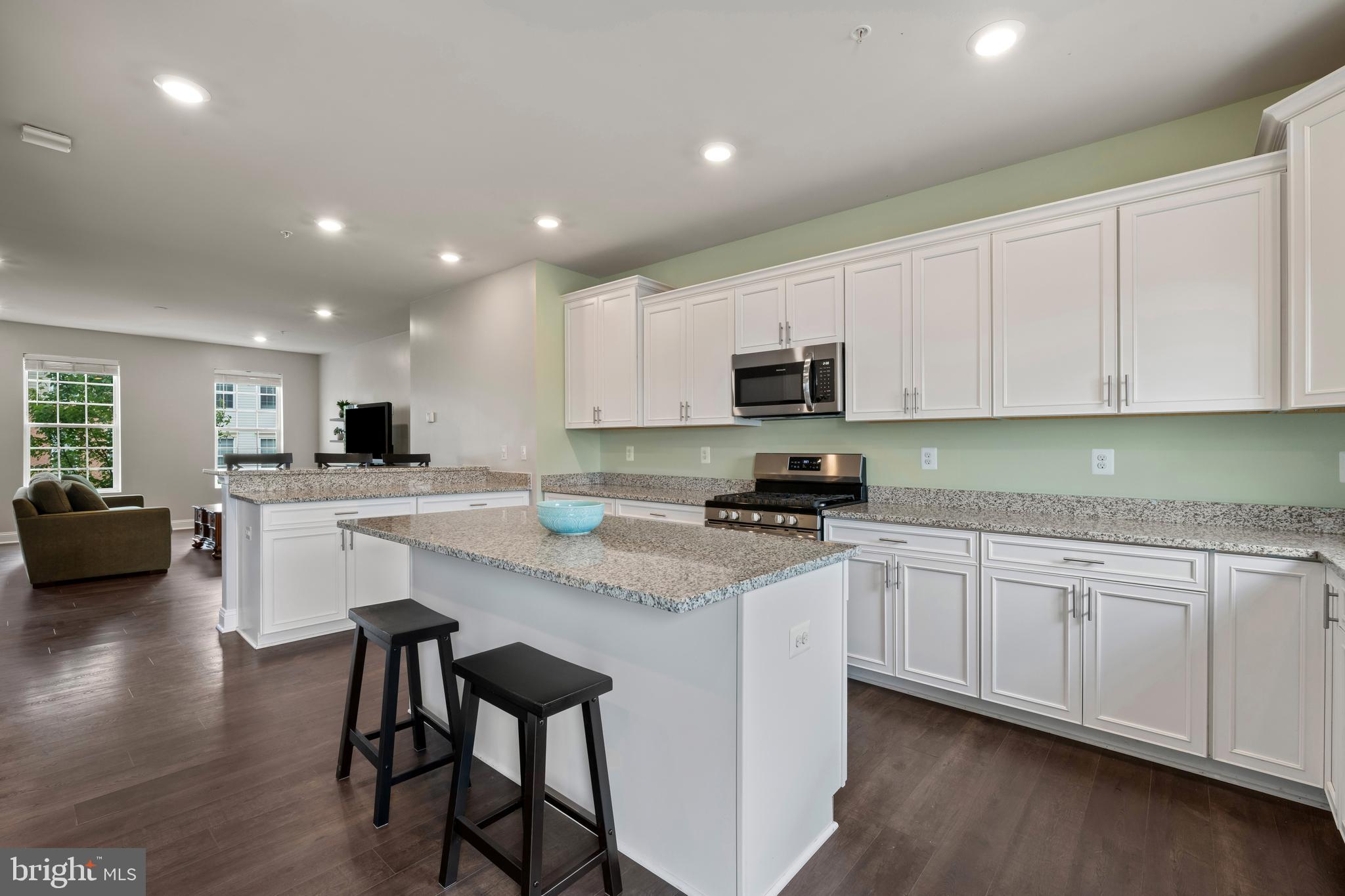 PERRY HALL - Residential
