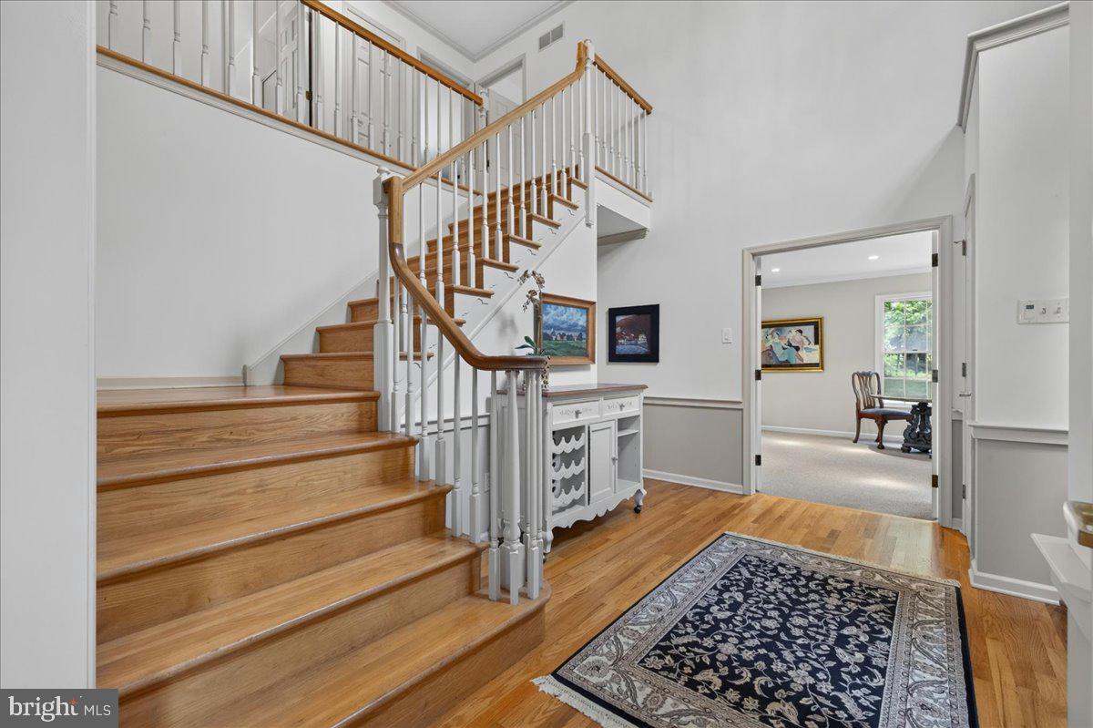 HUNTERS CROSSING - Residential
