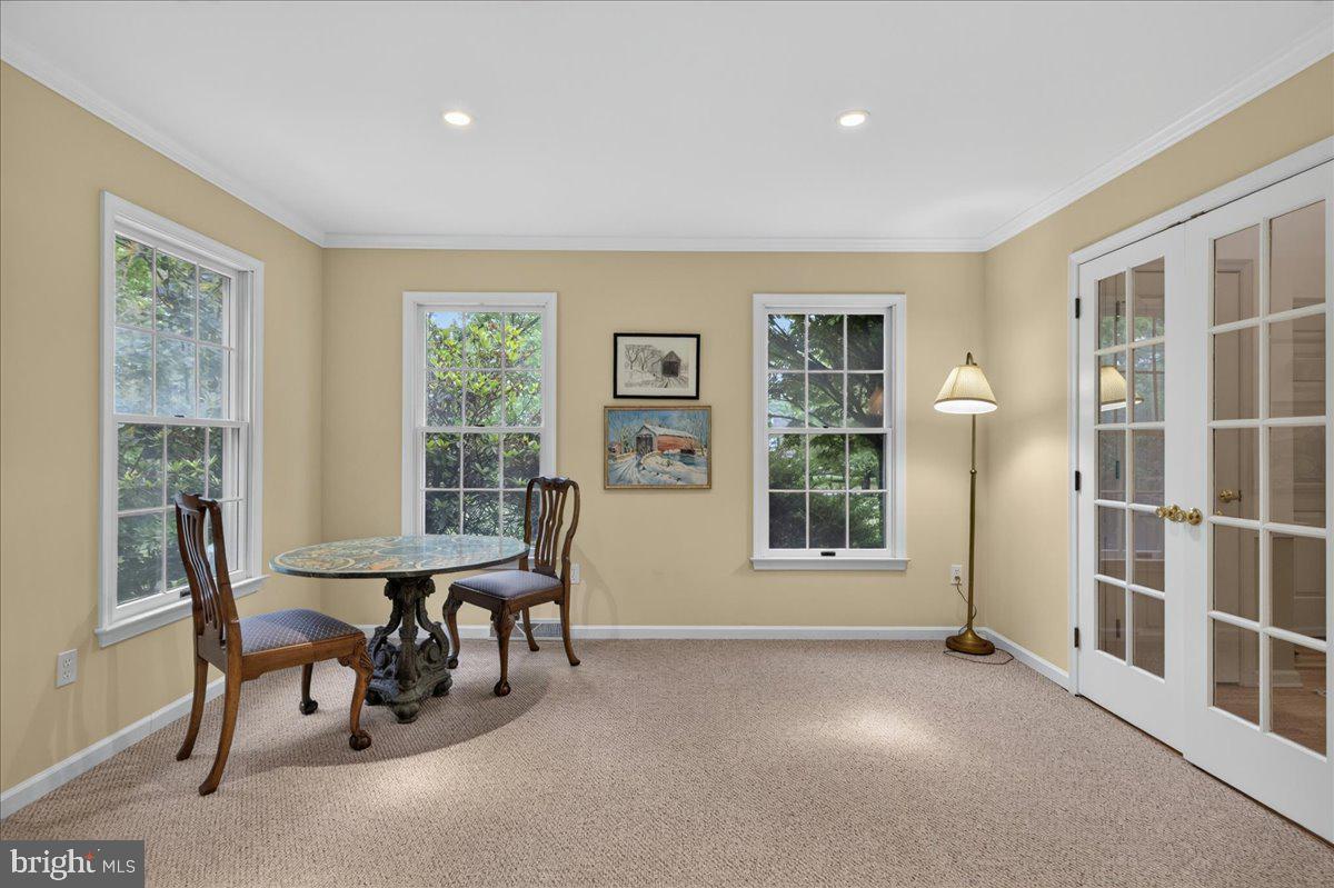 HUNTERS CROSSING - Residential