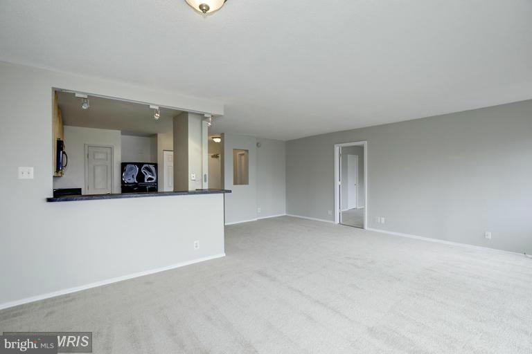 WILLOUGHBY OF CHEVY CHASE - Residential Lease