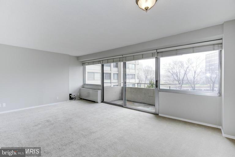 WILLOUGHBY OF CHEVY CHASE - Residential Lease