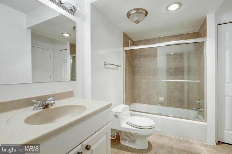 WILLOUGHBY OF CHEVY CHASE - Residential Lease