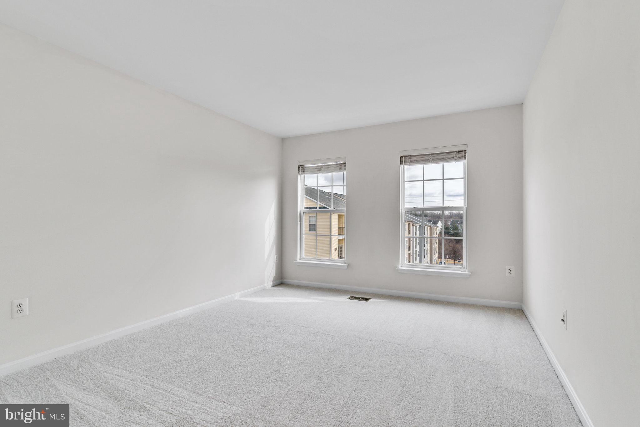 POWELLS RUN VILLAGE COND - Residential