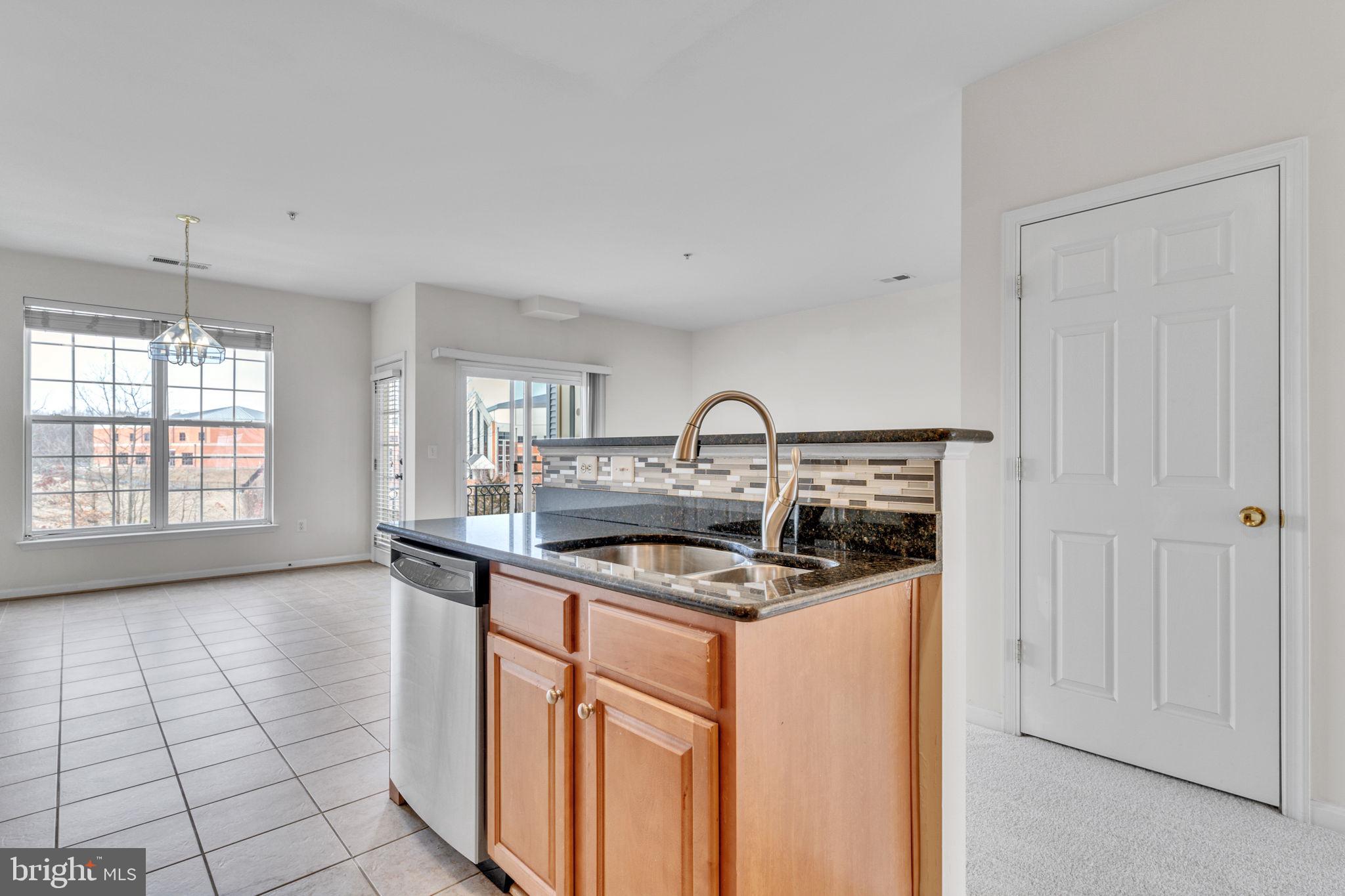 POWELLS RUN VILLAGE COND - Residential