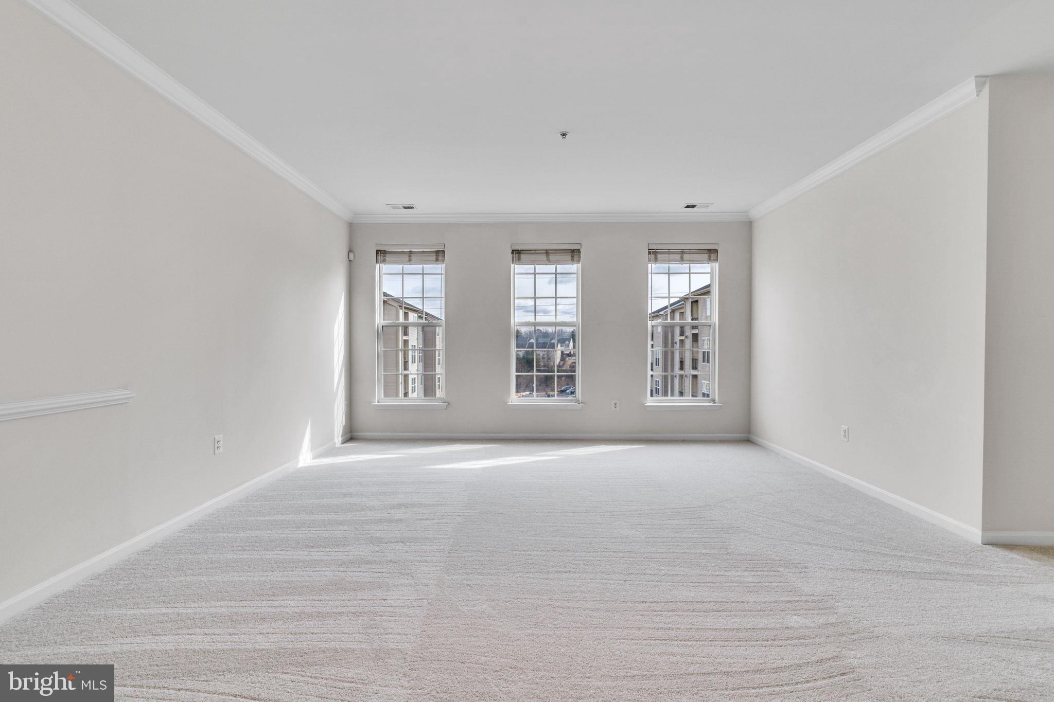 POWELLS RUN VILLAGE COND - Residential