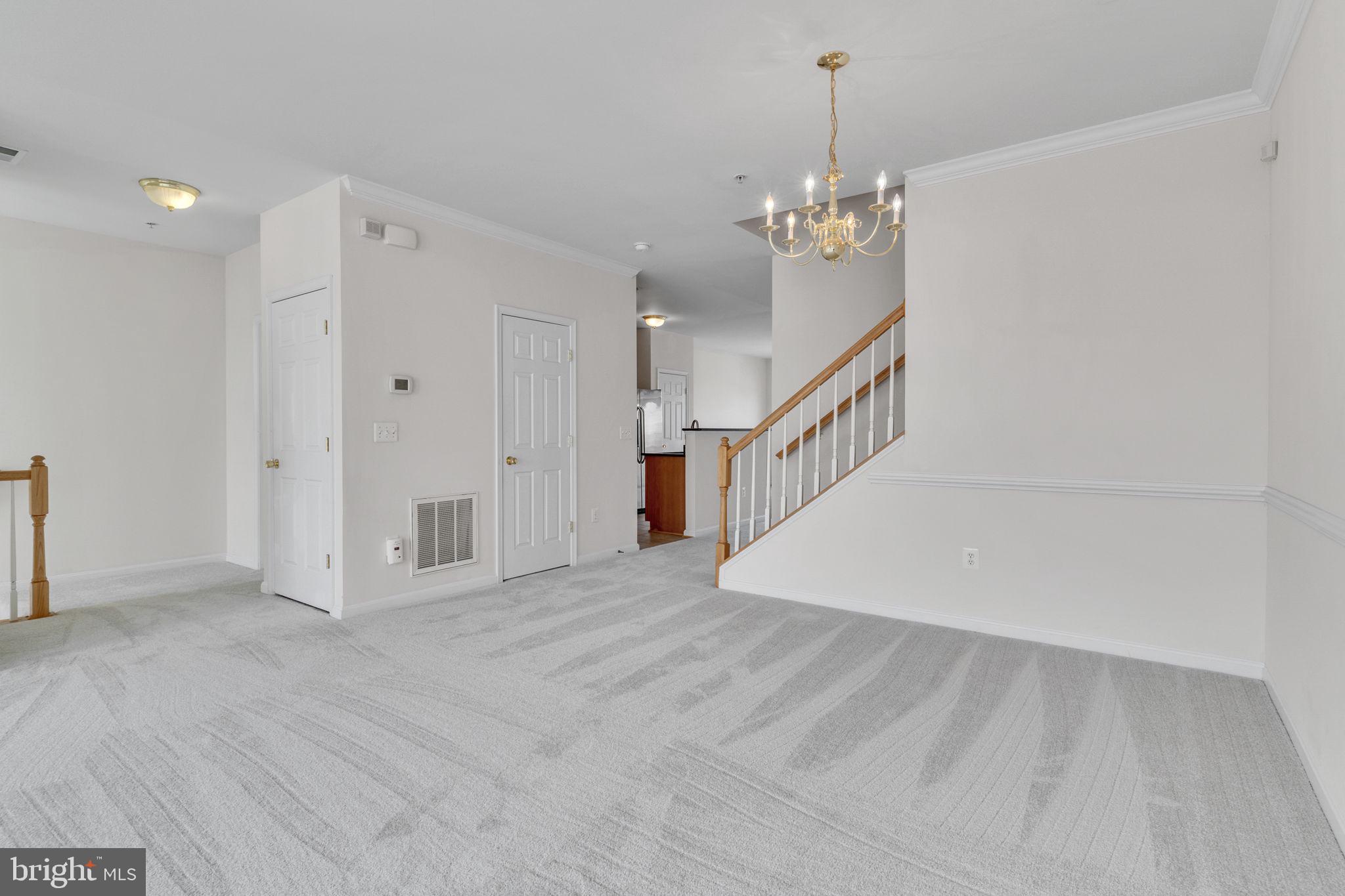 POWELLS RUN VILLAGE COND - Residential