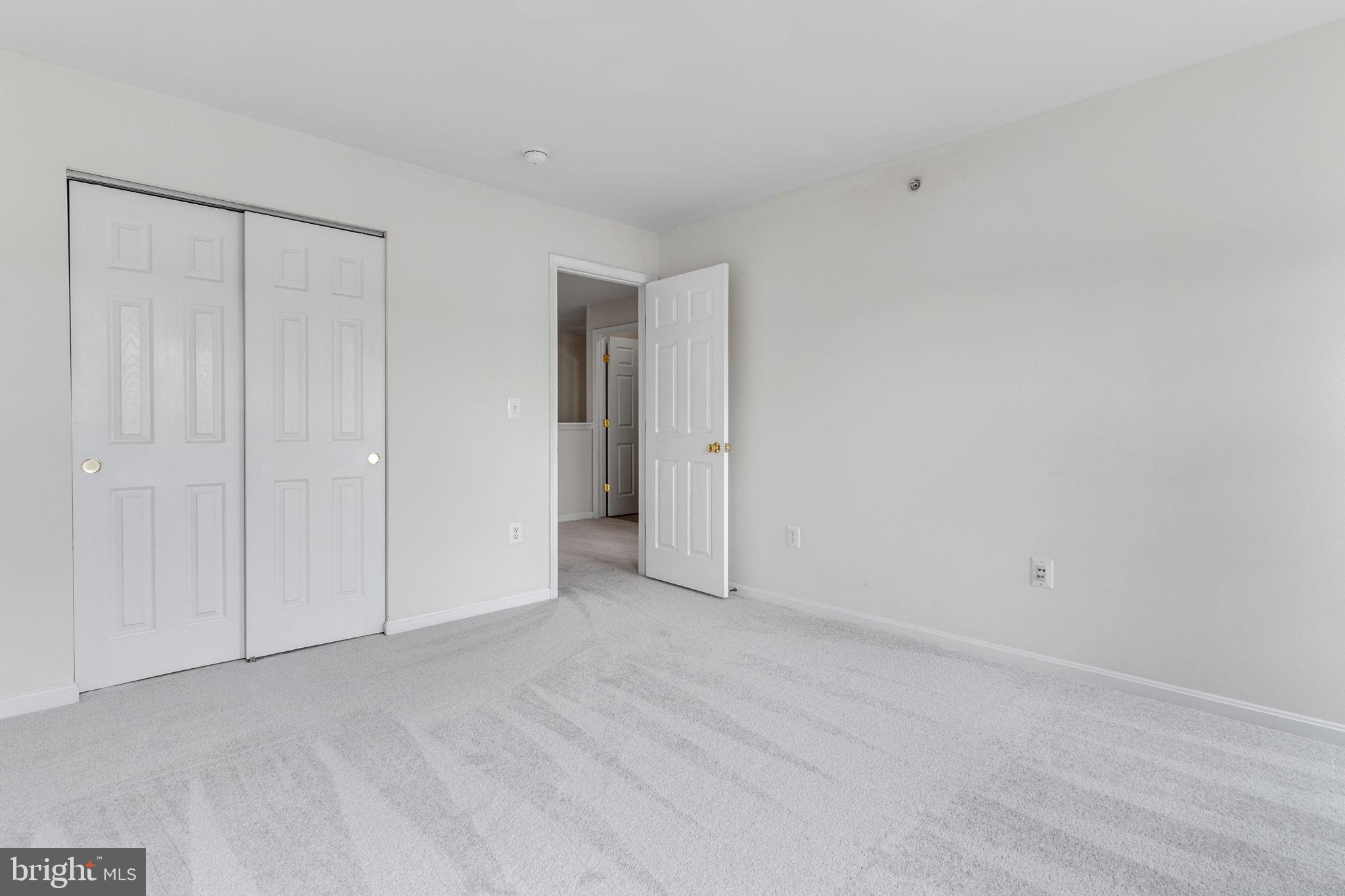 POWELLS RUN VILLAGE COND - Residential