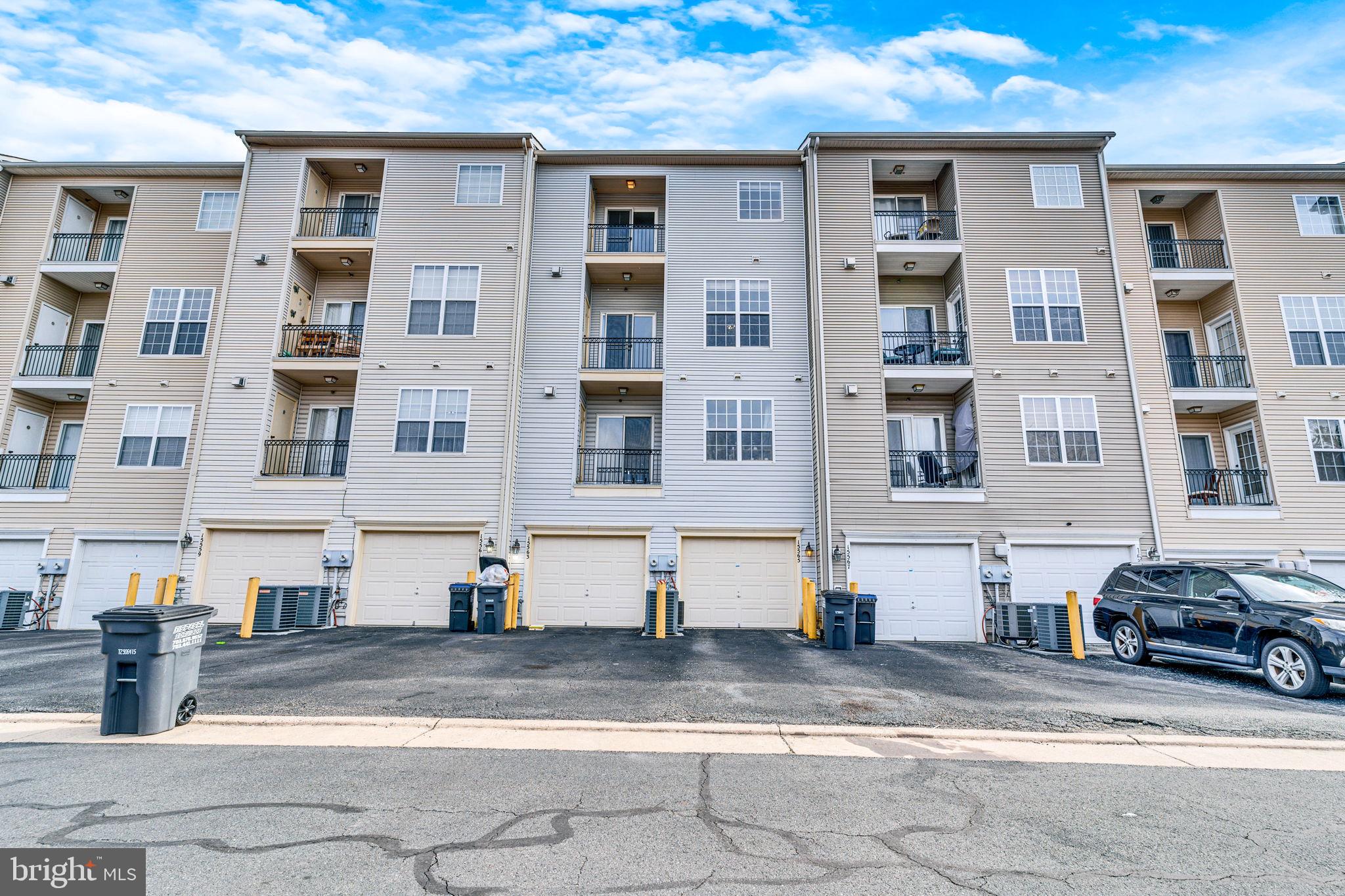 POWELLS RUN VILLAGE COND - Residential