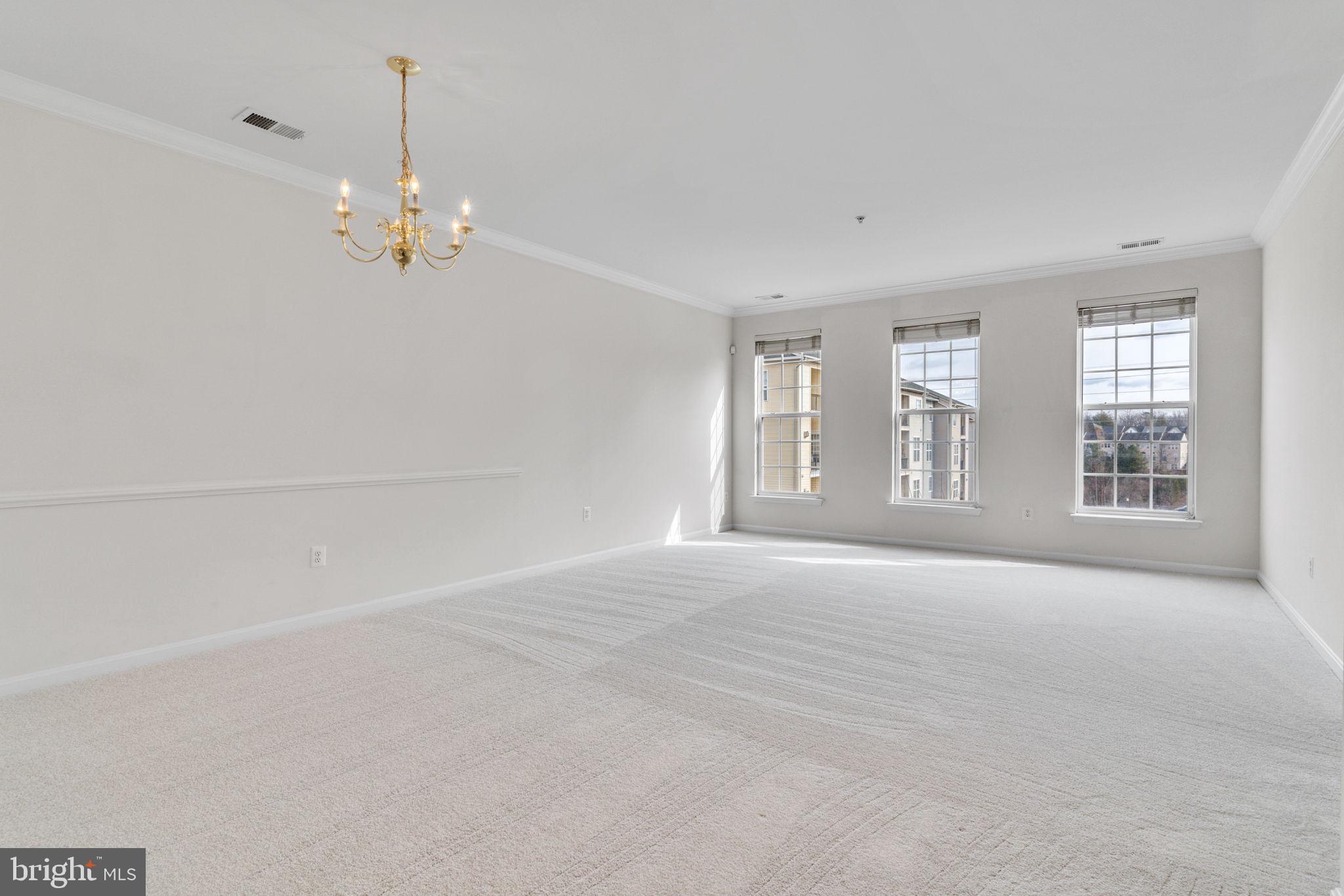 POWELLS RUN VILLAGE COND - Residential