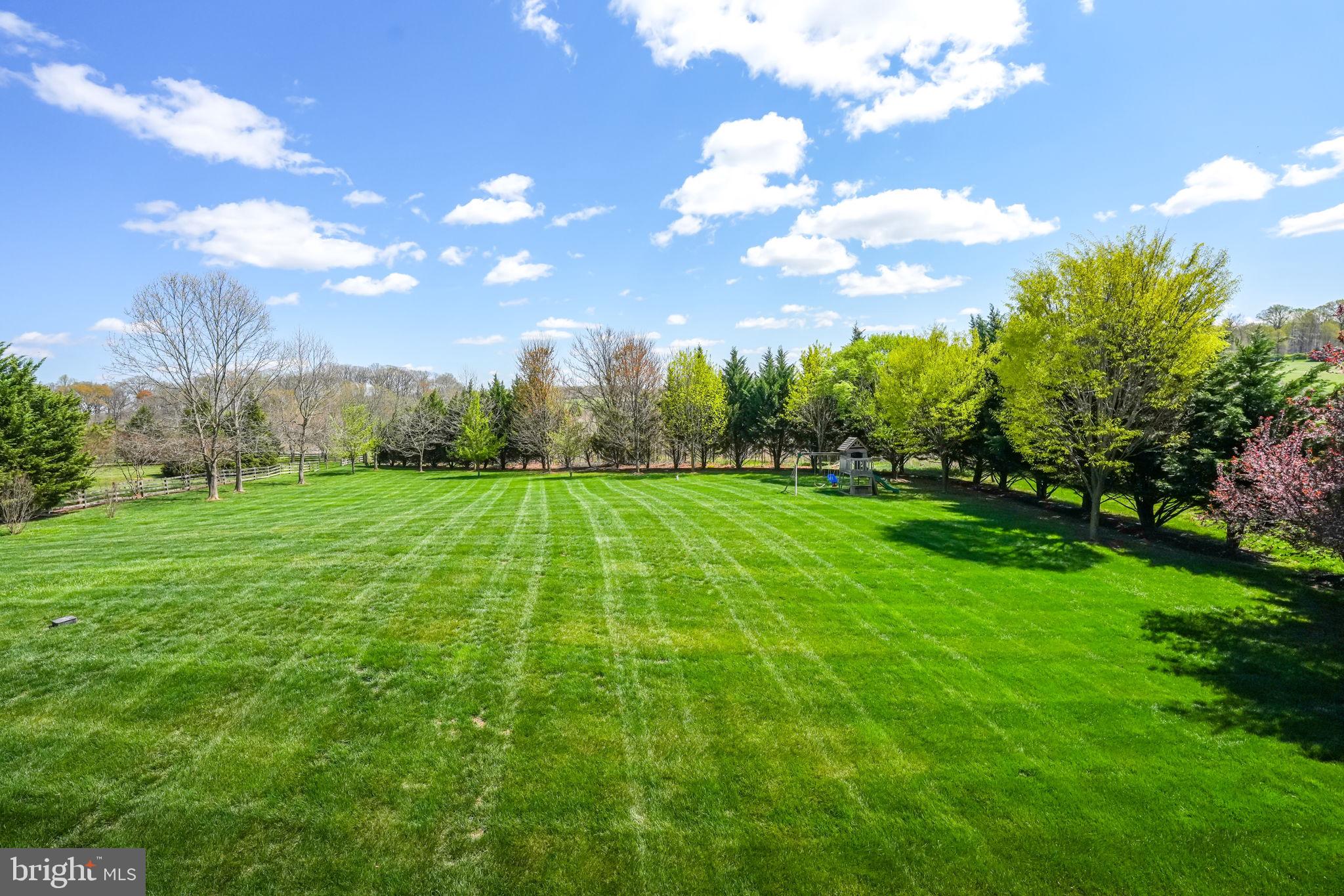RED CEDAR WEST - Residential