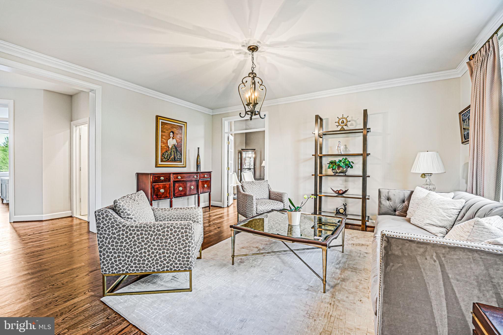 RED CEDAR WEST - Residential