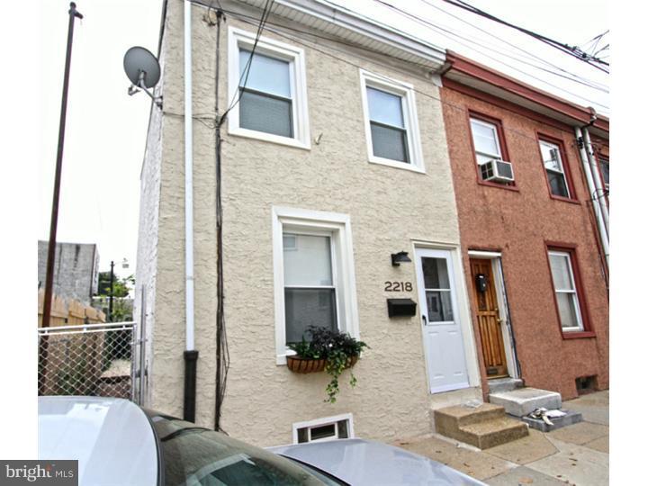 This is a beautifully rehabbed 2 bedroom property in an excellent location. The home has brand new hardwood floors throughout, exposed brick, tiled bathroom and waterworks subway tiled kitchen. The kitchen has a cork floor, Granite counter tops, stainless steel appliances w/extended warranties, Anthropolgie hardware and custom lighting. New electric, plumbing, windows,Custom solar shades and blinds chimney liner, Central Air, Heating system and water heater. Just move right in to your brand new home! Very close to many great restaurants/bars like Cook and shaker, Memphis Taproom, Green Rock Tavern, etc... Very close to the Frankford Avenue Corridor of the arts, Pizza Brain, PFCU, etc...