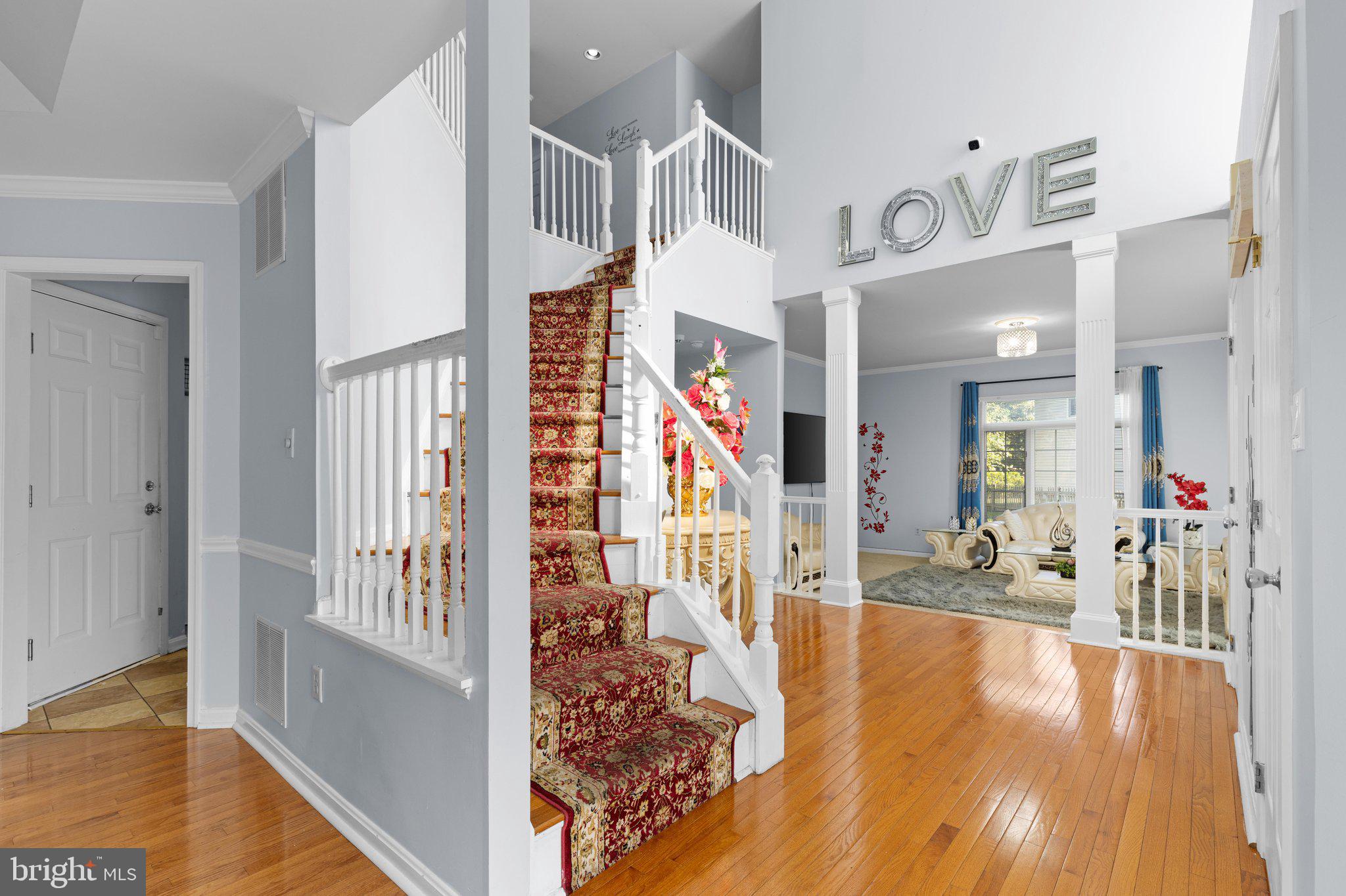 SEVEN OAKS - Residential
