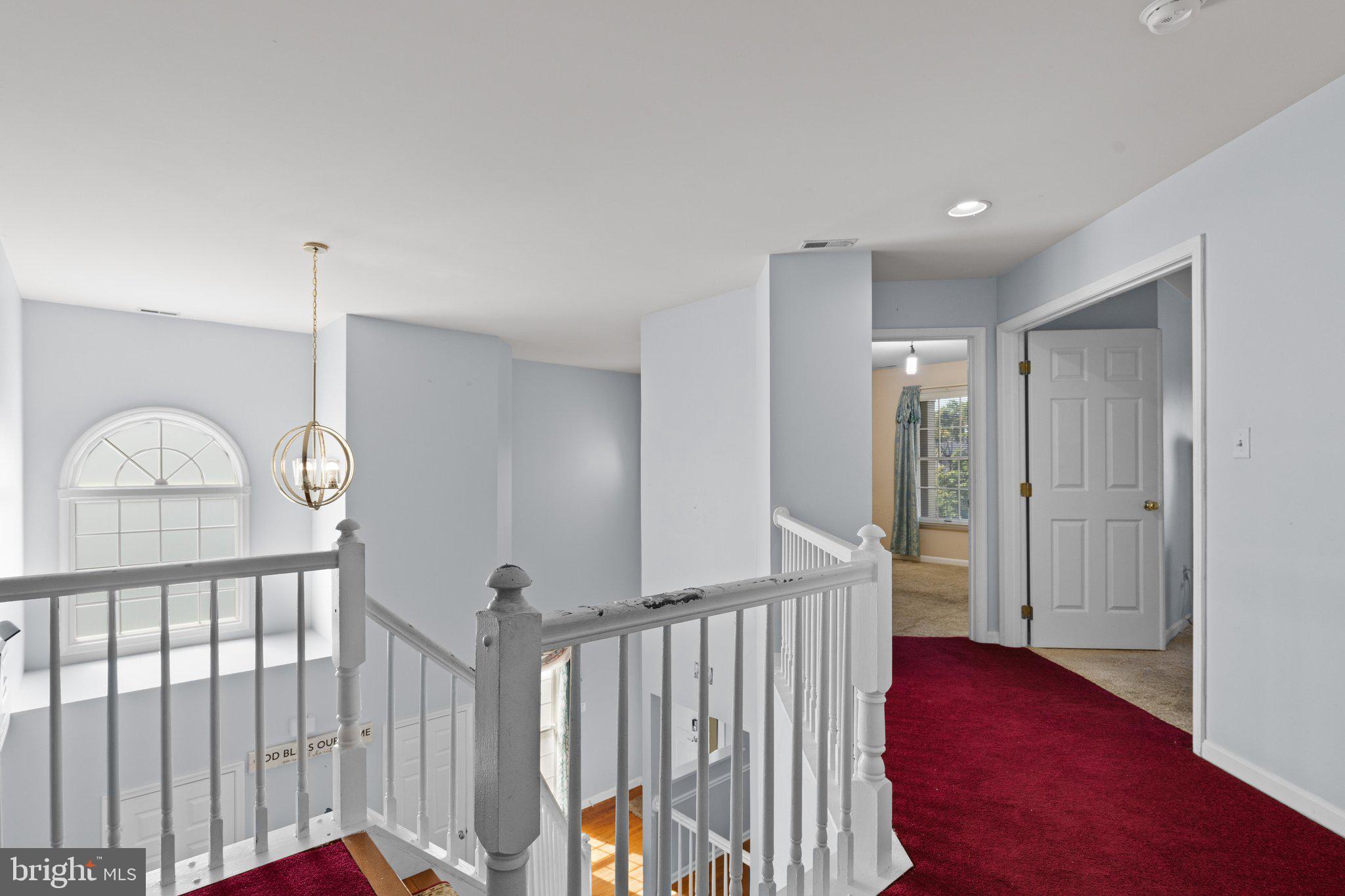 SEVEN OAKS - Residential