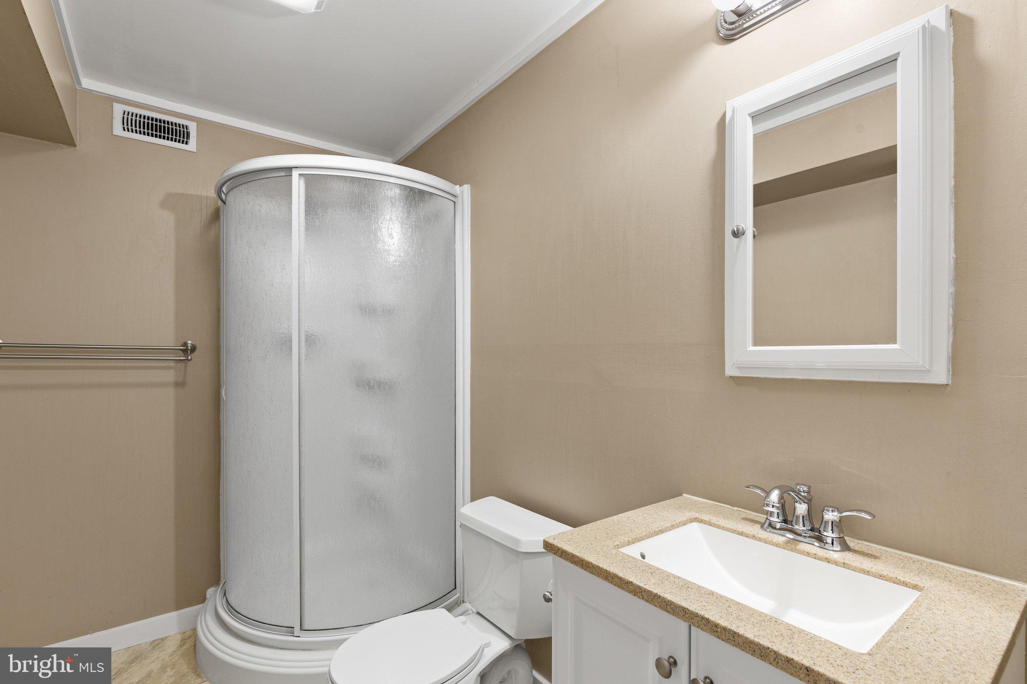 SEVEN OAKS - Residential