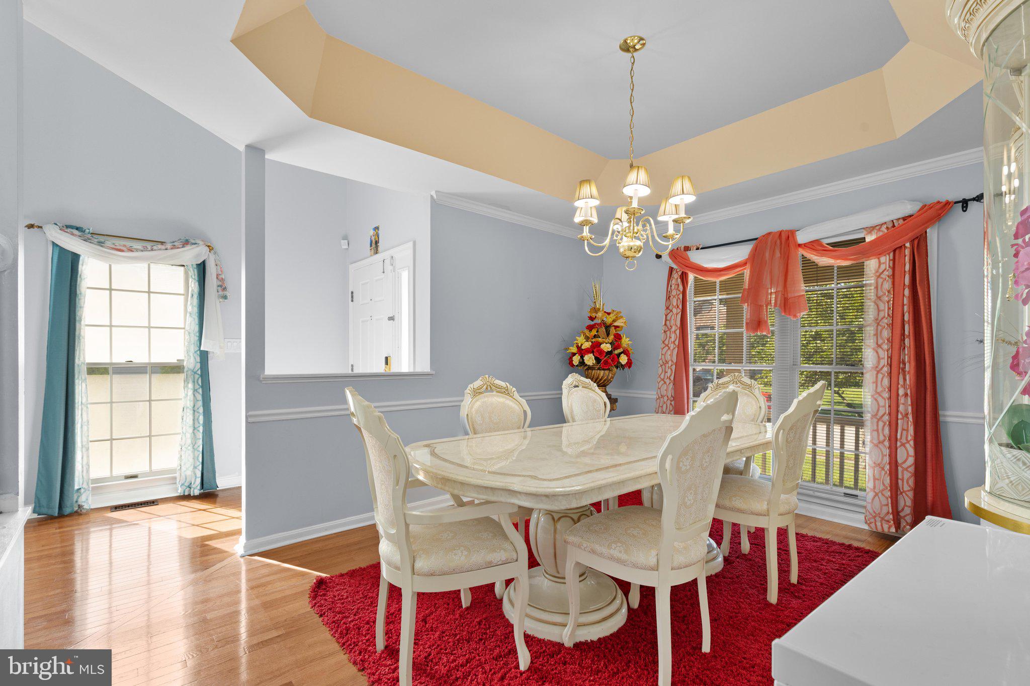 SEVEN OAKS - Residential