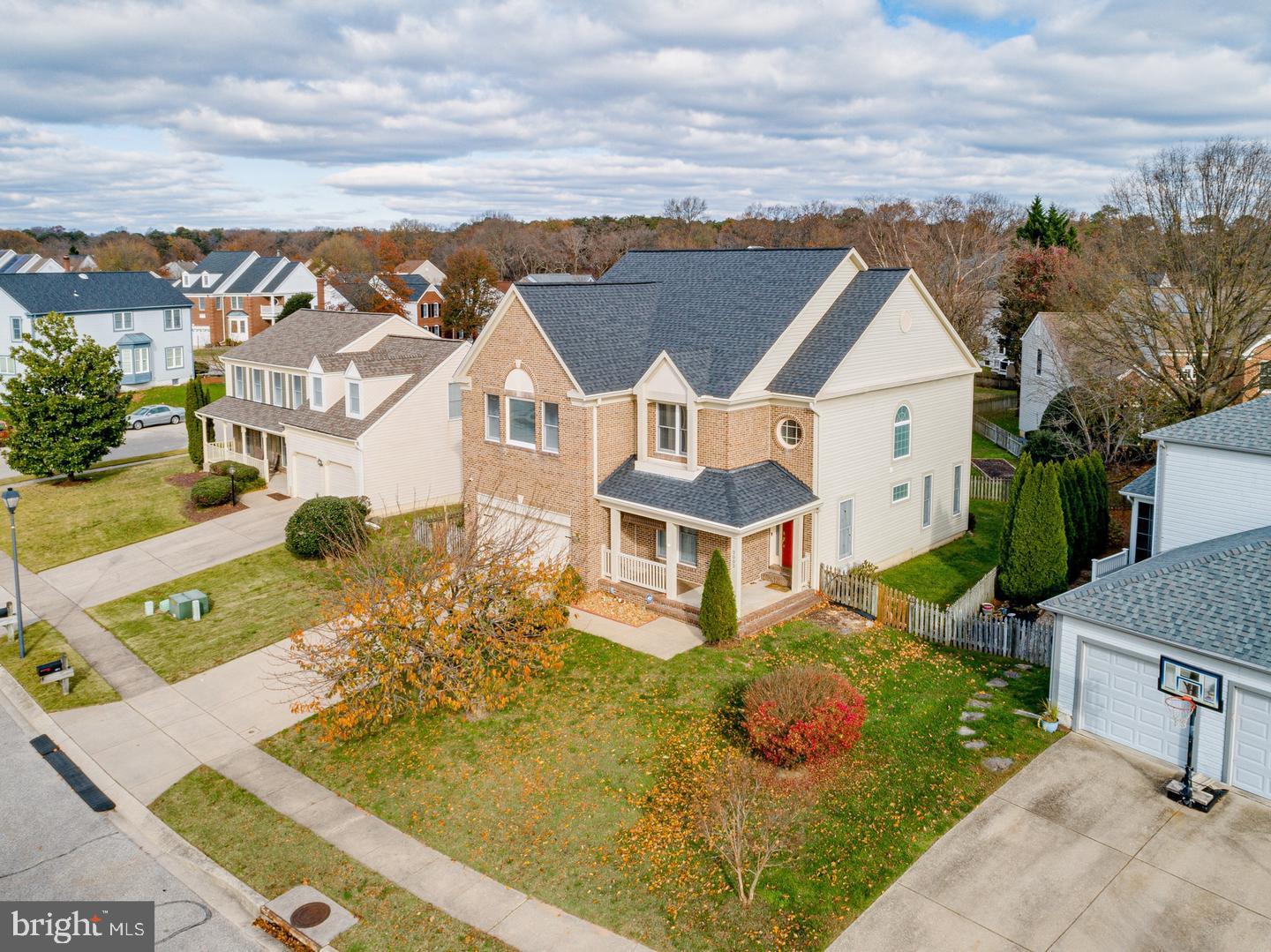 SEVEN OAKS - Residential