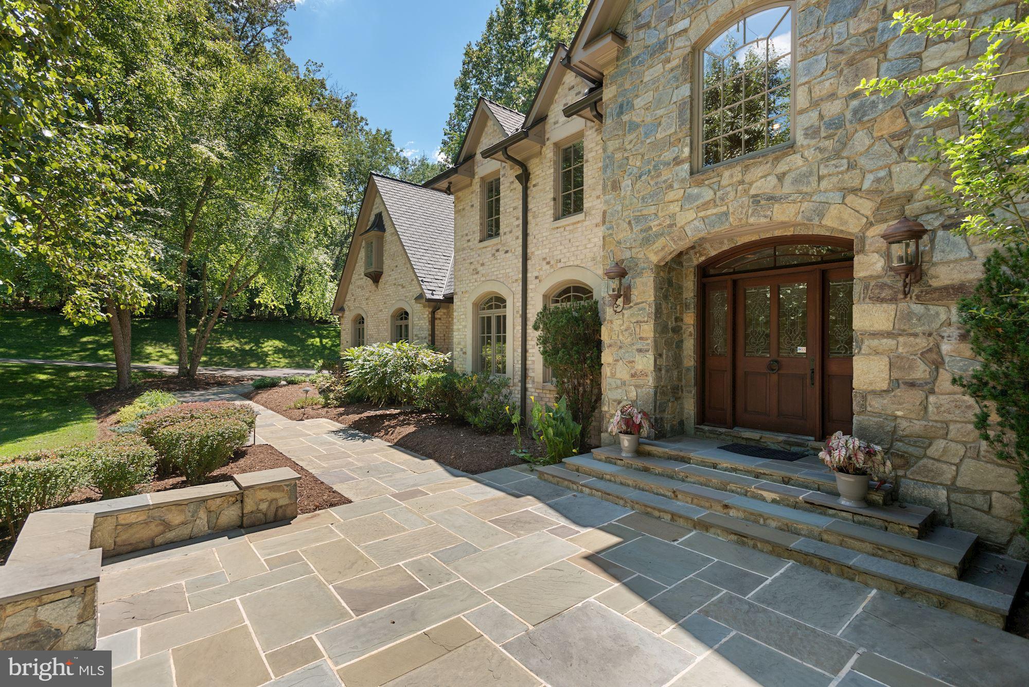 PROSPECT HILLS - Residential