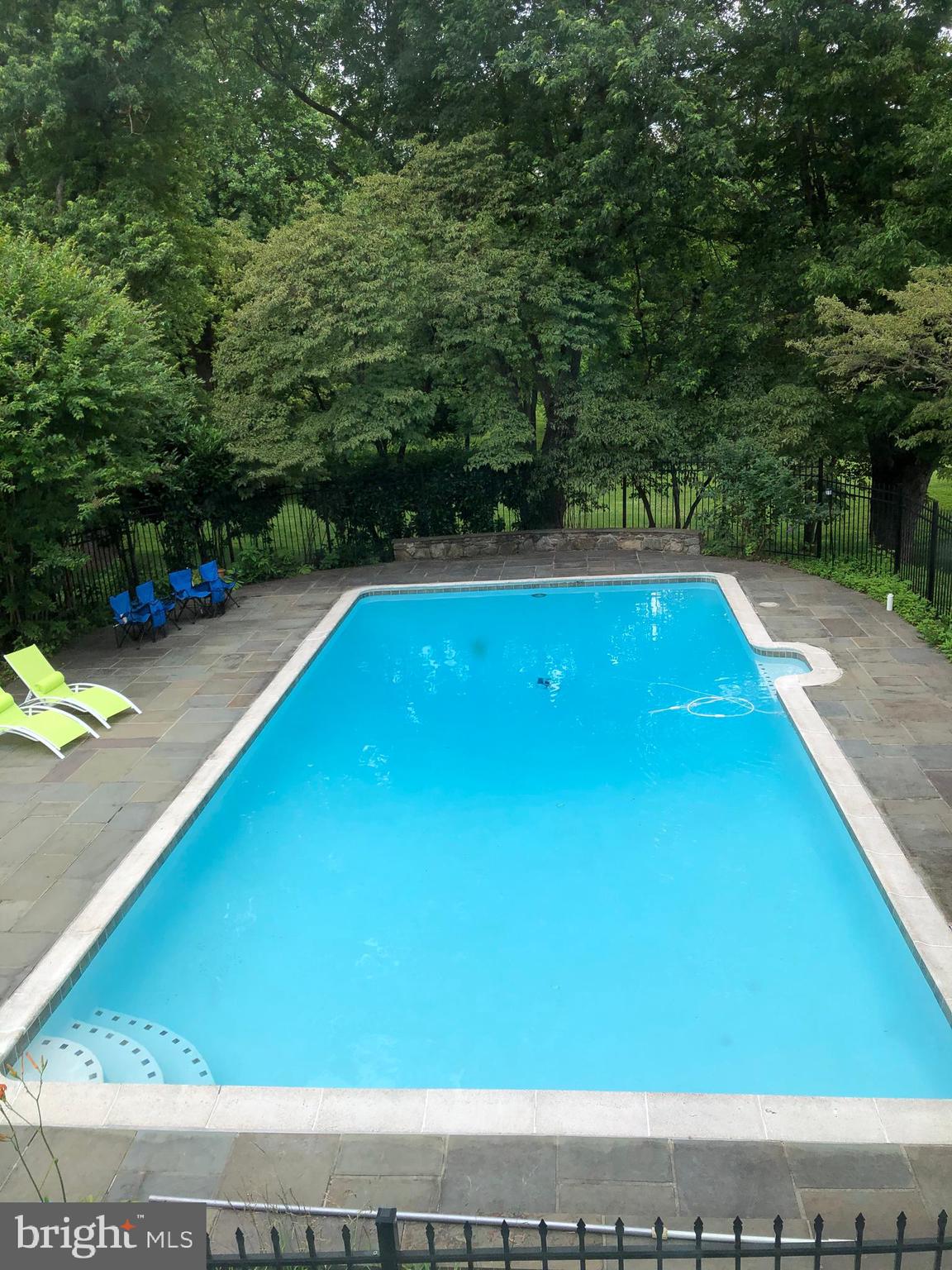 DARNESTOWN OUTSIDE - Residential