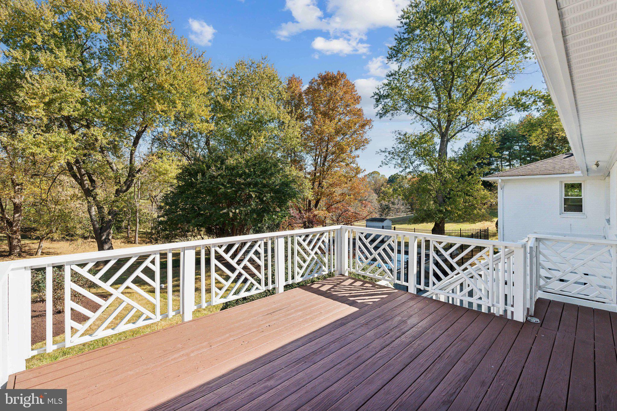 DARNESTOWN OUTSIDE - Residential