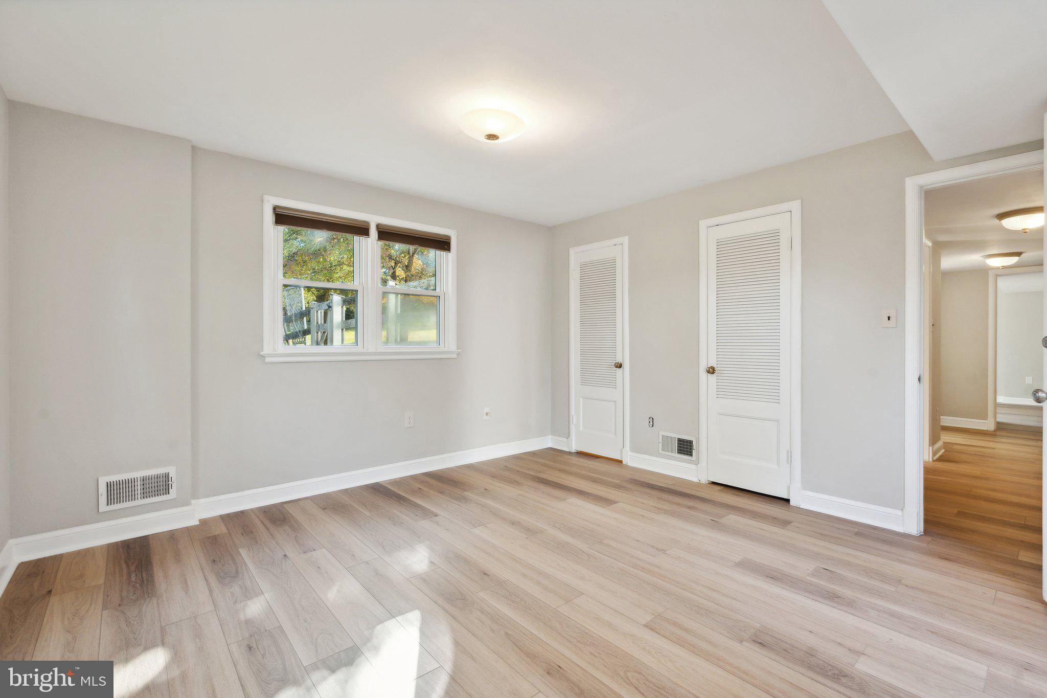 DARNESTOWN OUTSIDE - Residential