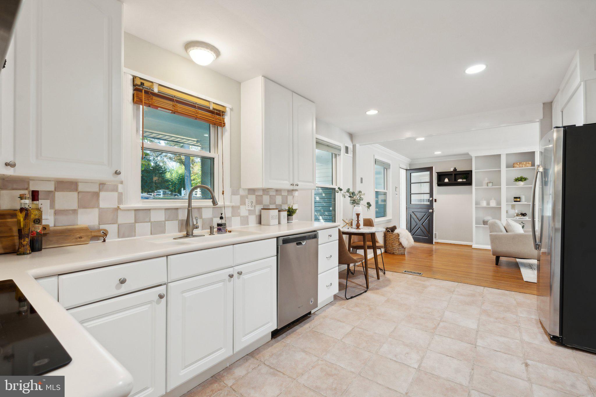 DARNESTOWN OUTSIDE - Residential