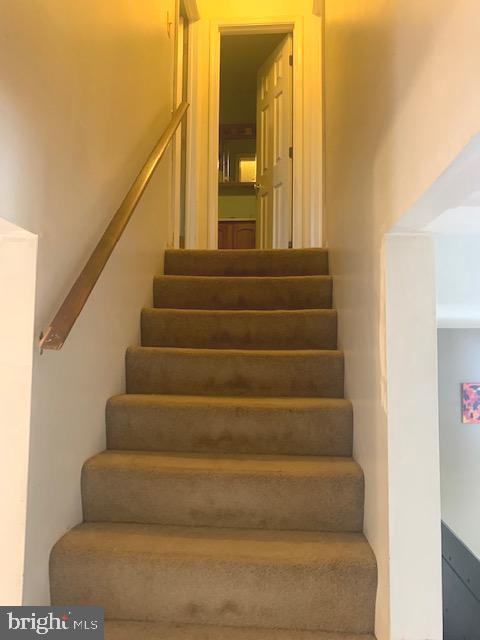 VALLEY GREEN VILLAGE WEST - Residential