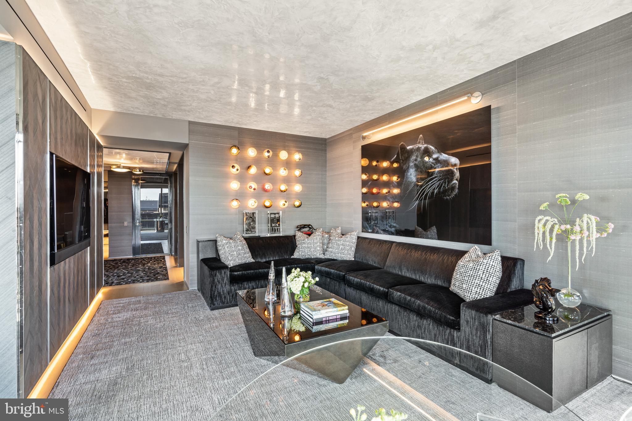WEST END - Residential