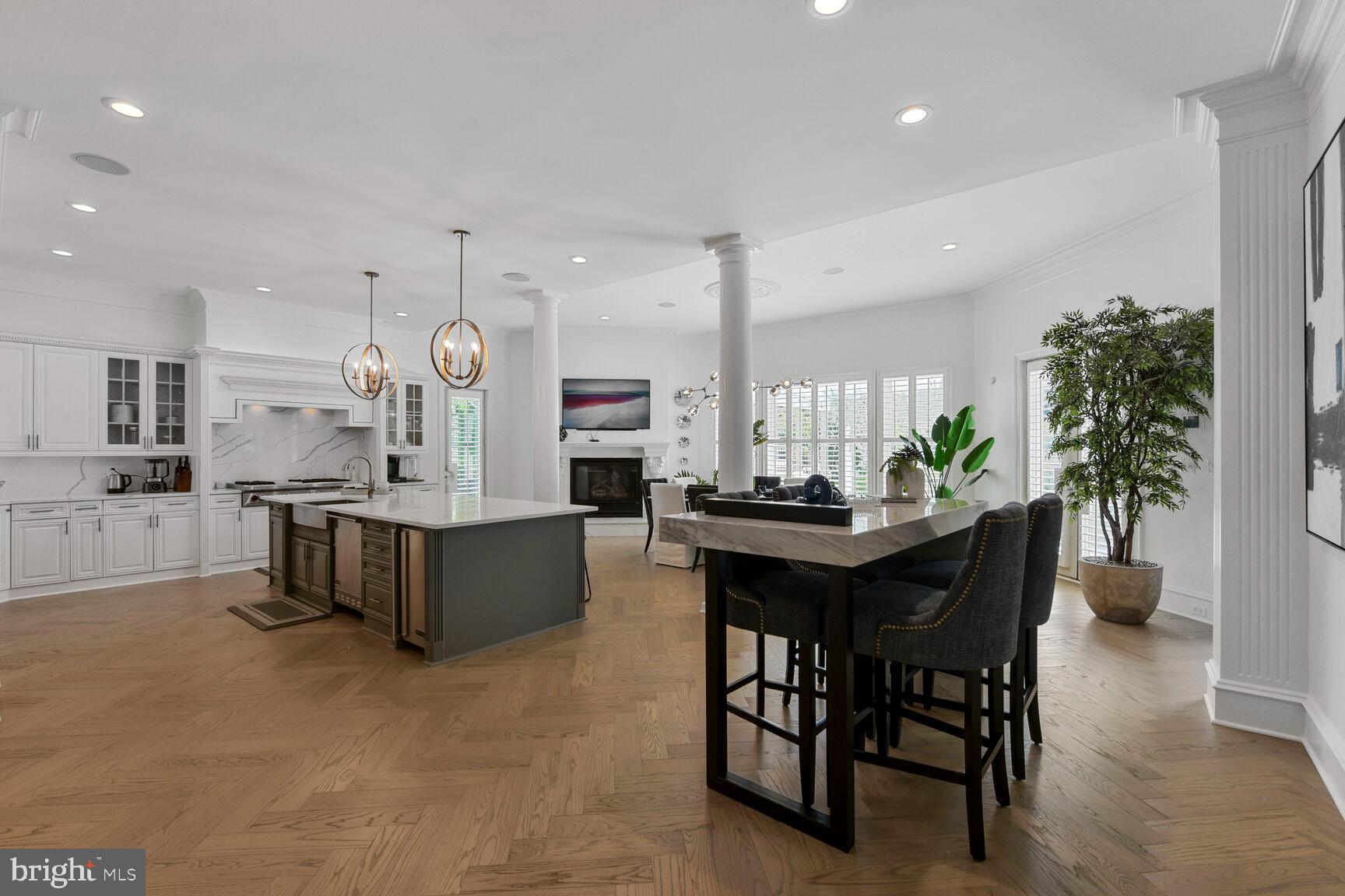 BEACON HILL - Residential