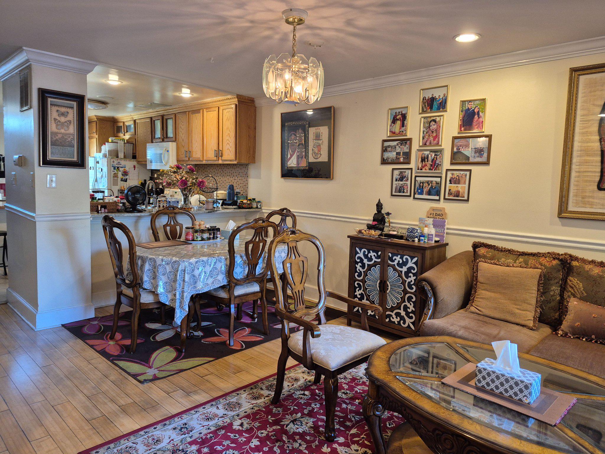 GREENCASTLE MANOR - Residential