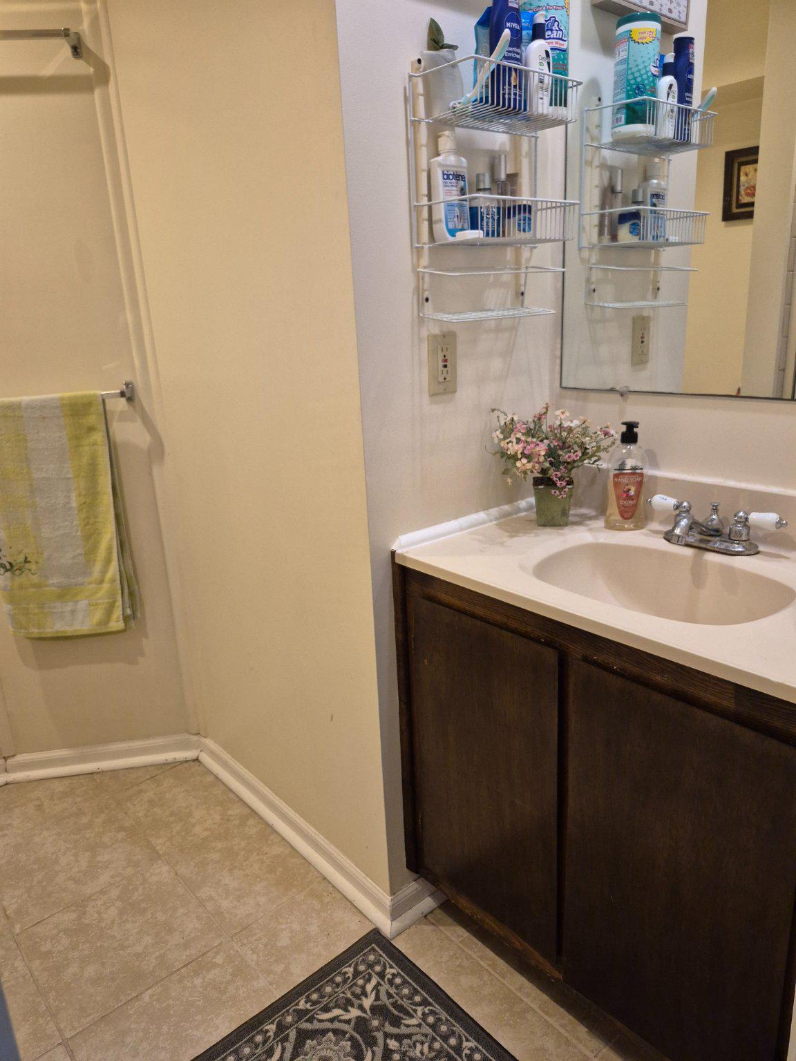 GREENCASTLE MANOR - Residential