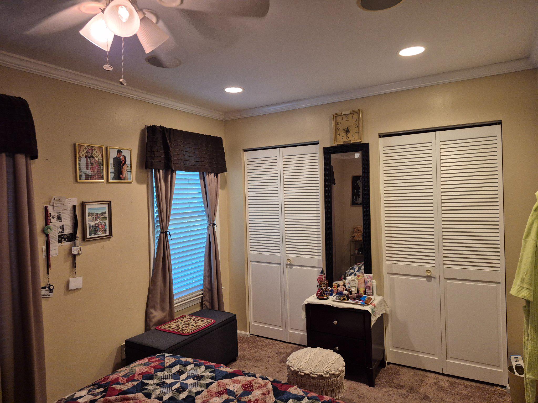 GREENCASTLE MANOR - Residential