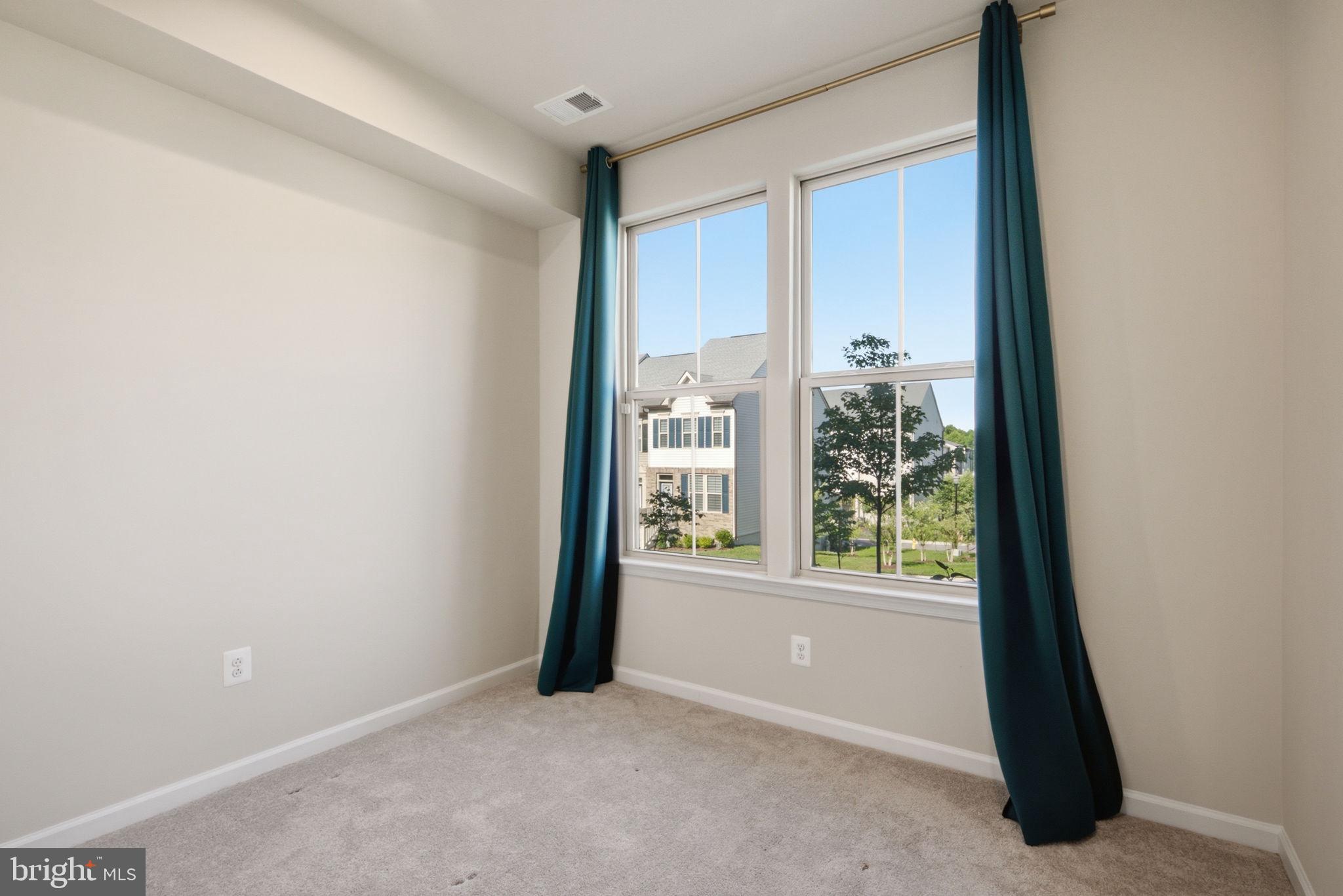 PARKSIDE - Residential