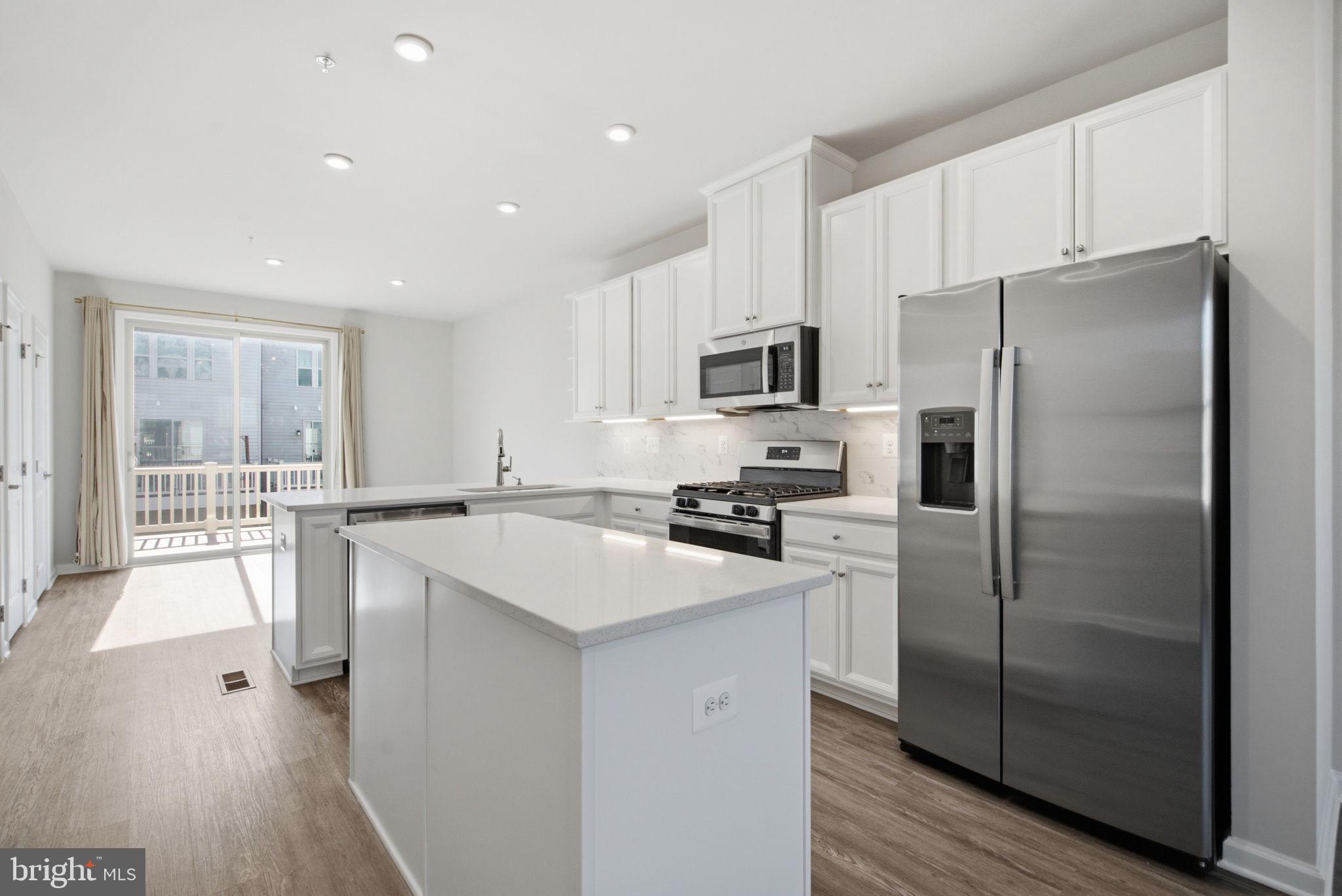 PARKSIDE - Residential
