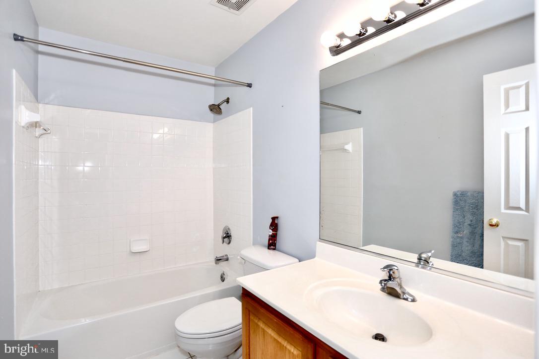 RANDOLPH FARMS - Residential Lease