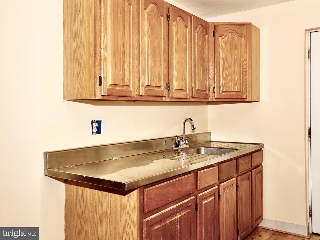 RANDOLPH FARMS - Residential Lease