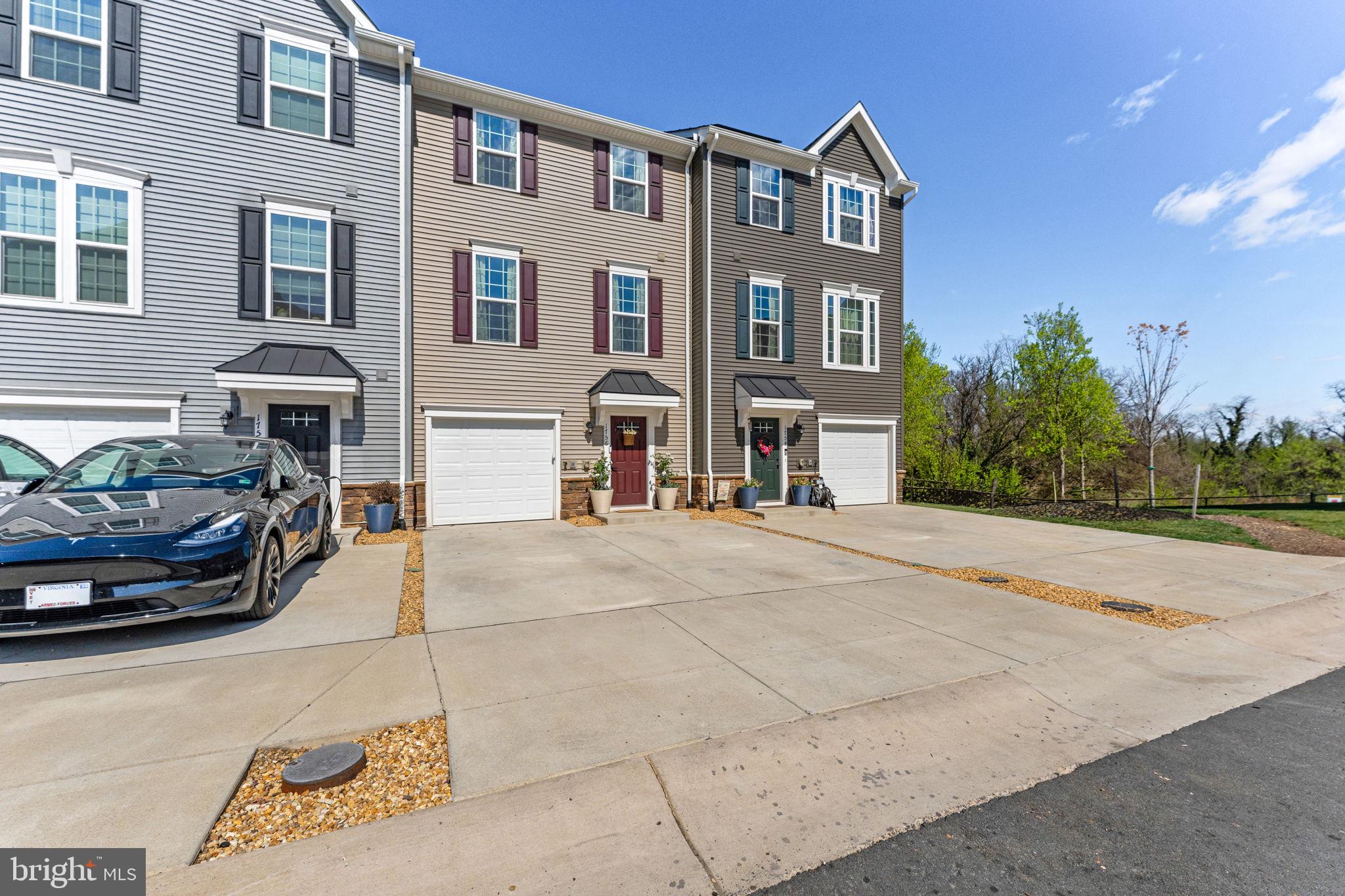 MADISON STATION - Residential